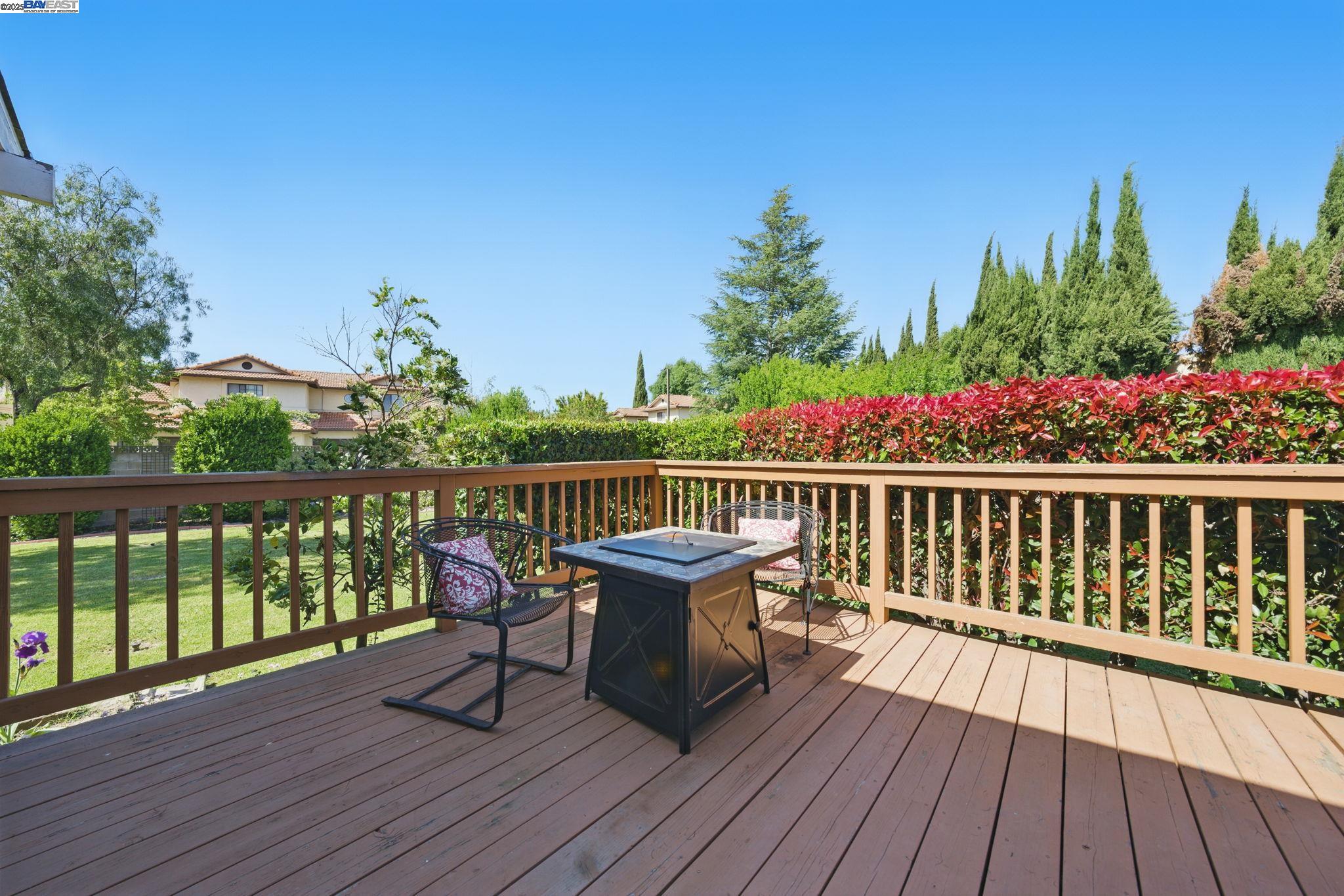 Detail Gallery Image 20 of 45 For 2387 Gomes Rd, Fremont,  CA 94539 - 3 Beds | 2/1 Baths