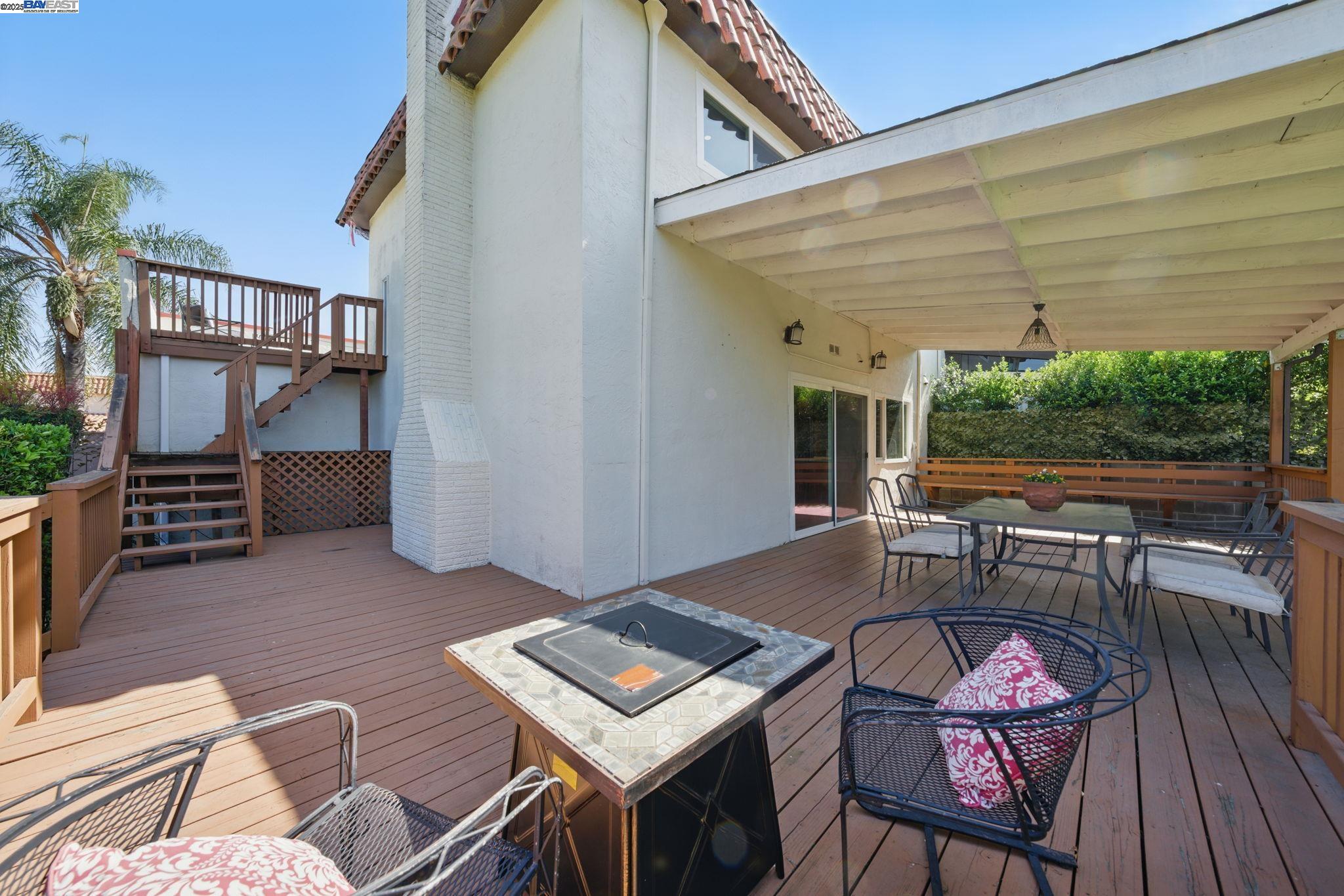 Detail Gallery Image 21 of 45 For 2387 Gomes Rd, Fremont,  CA 94539 - 3 Beds | 2/1 Baths