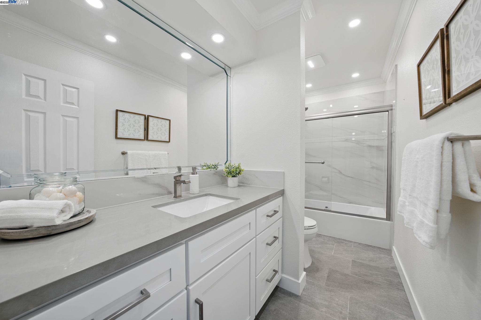 Detail Gallery Image 28 of 45 For 2387 Gomes Rd, Fremont,  CA 94539 - 3 Beds | 2/1 Baths
