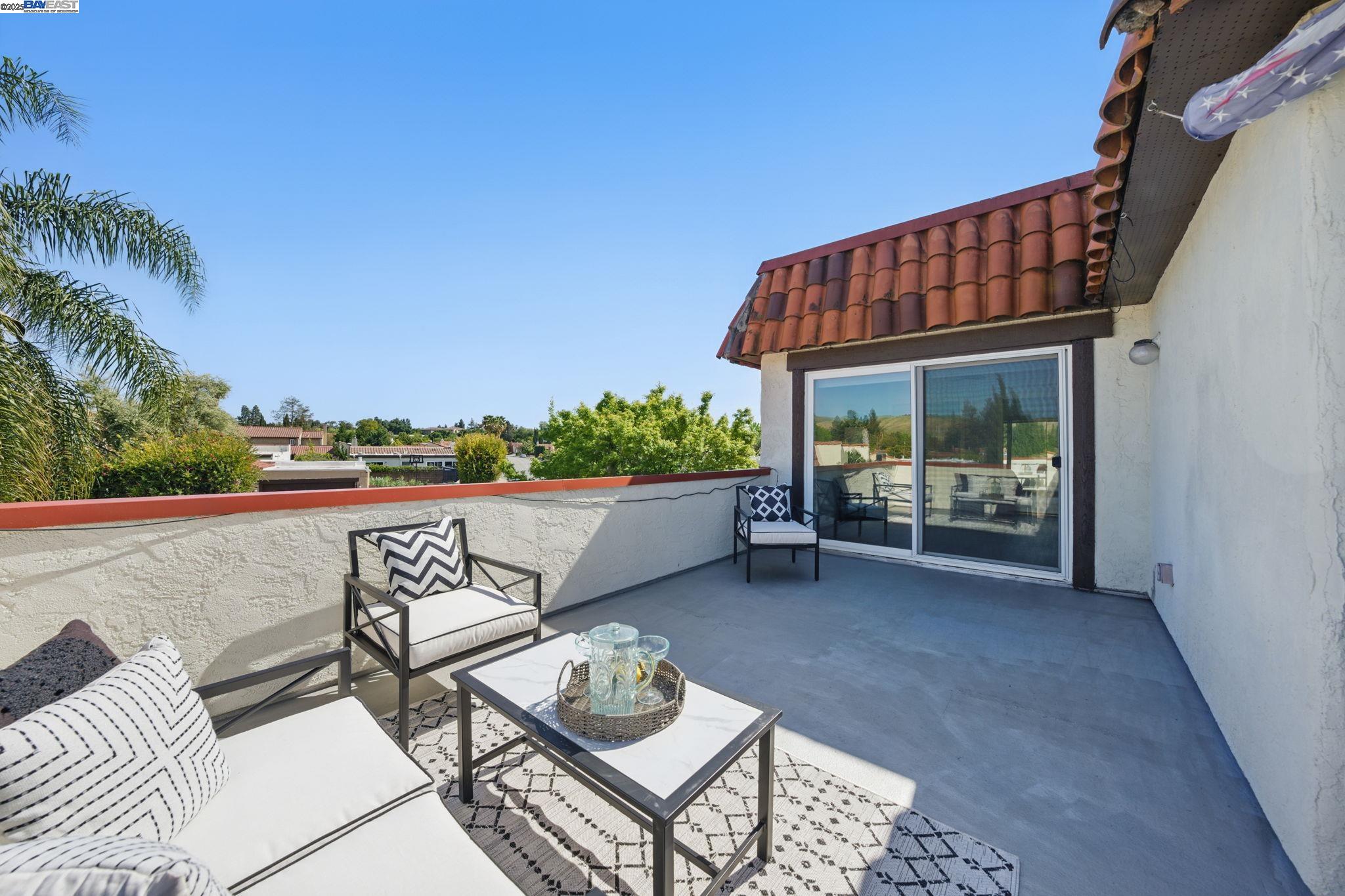 Detail Gallery Image 33 of 45 For 2387 Gomes Rd, Fremont,  CA 94539 - 3 Beds | 2/1 Baths