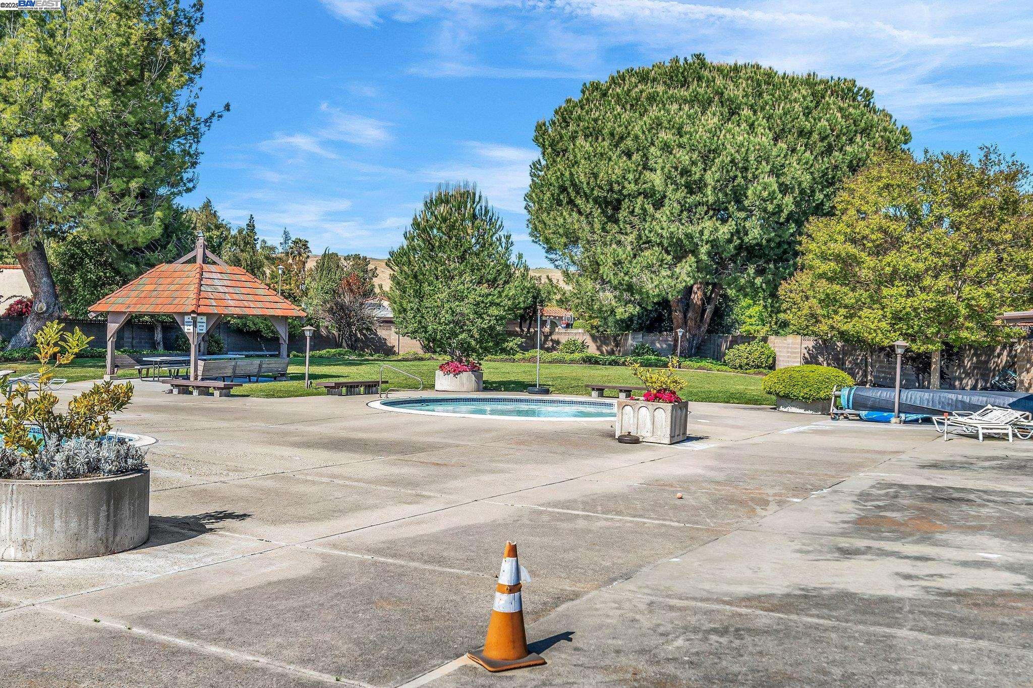 Detail Gallery Image 40 of 45 For 2387 Gomes Rd, Fremont,  CA 94539 - 3 Beds | 2/1 Baths