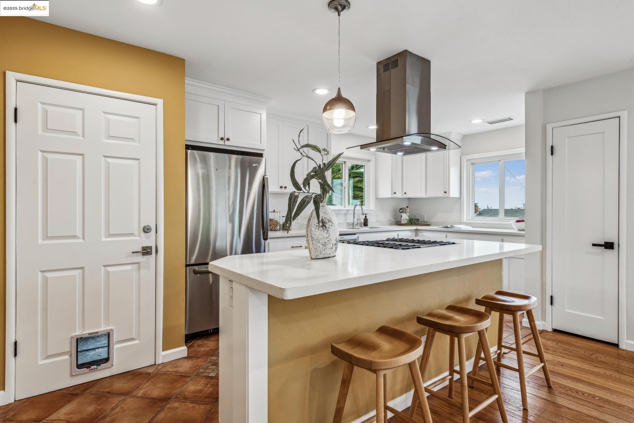 Detail Gallery Image 11 of 52 For 16026 Selborne Dr, San Leandro,  CA 94578 - 3 Beds | 2 Baths