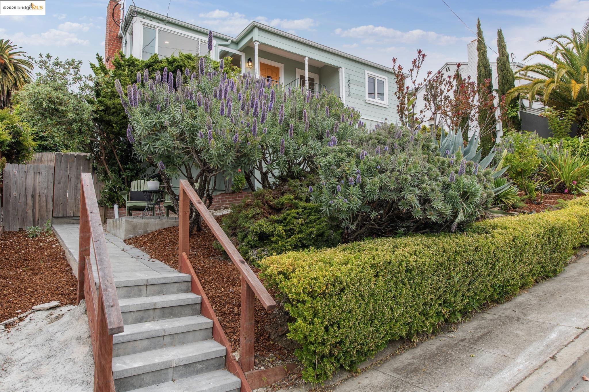Detail Gallery Image 24 of 52 For 16026 Selborne Dr, San Leandro,  CA 94578 - 3 Beds | 2 Baths