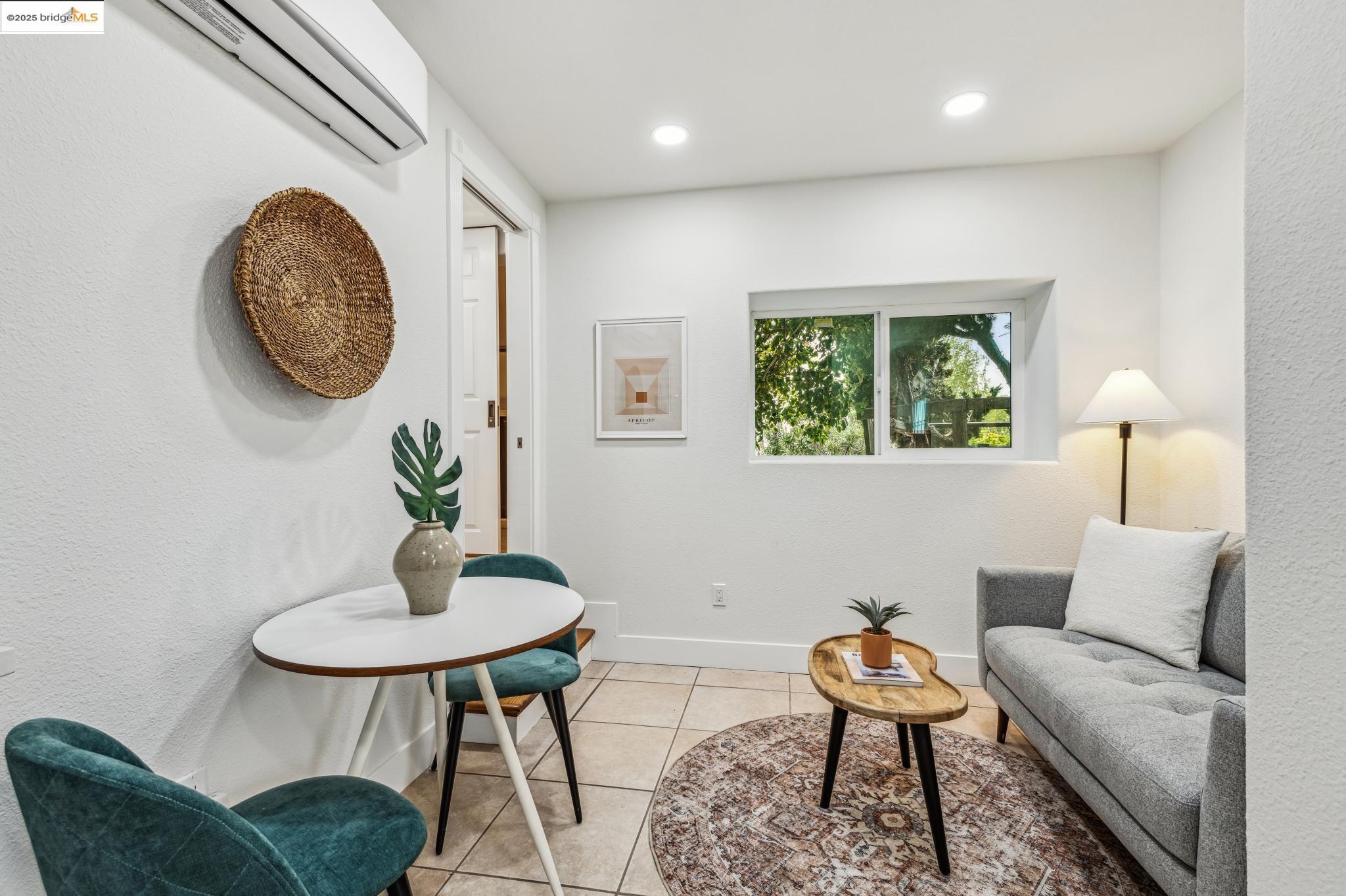 Detail Gallery Image 28 of 52 For 16026 Selborne Dr, San Leandro,  CA 94578 - 3 Beds | 2 Baths