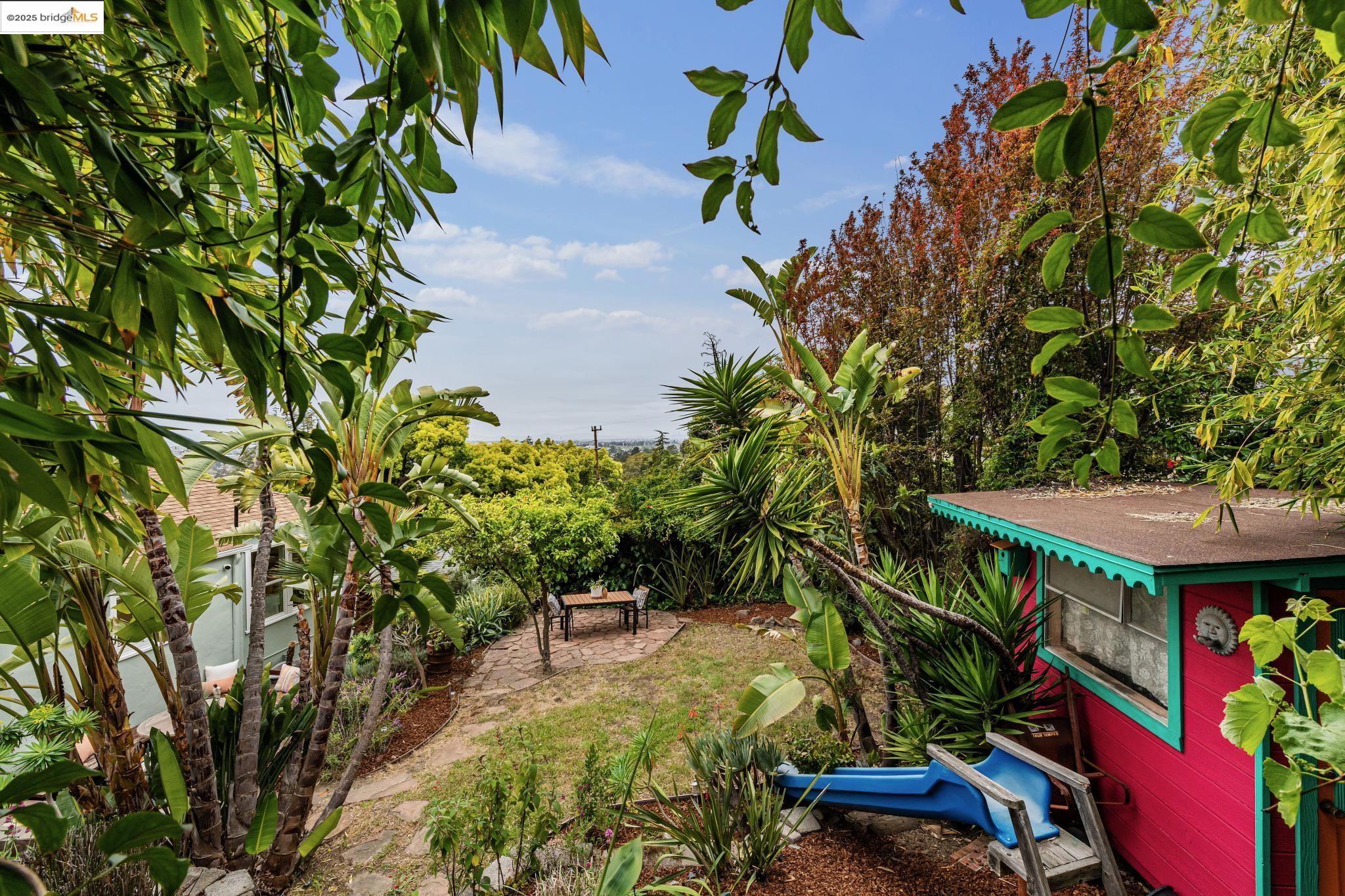 Detail Gallery Image 48 of 52 For 16026 Selborne Dr, San Leandro,  CA 94578 - 3 Beds | 2 Baths