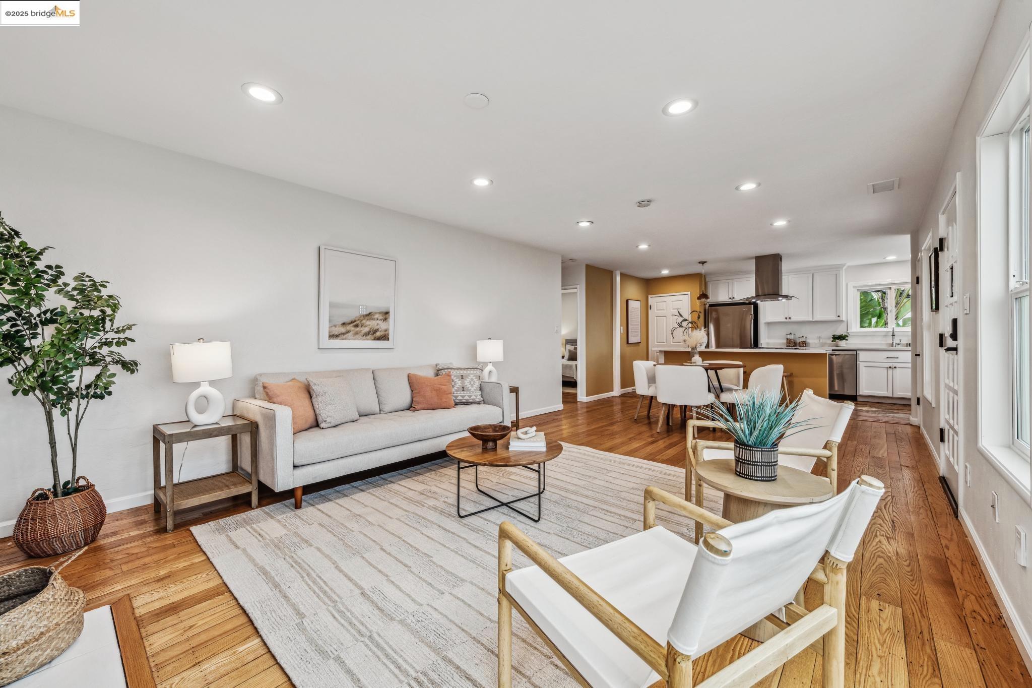 Detail Gallery Image 7 of 52 For 16026 Selborne Dr, San Leandro,  CA 94578 - 3 Beds | 2 Baths