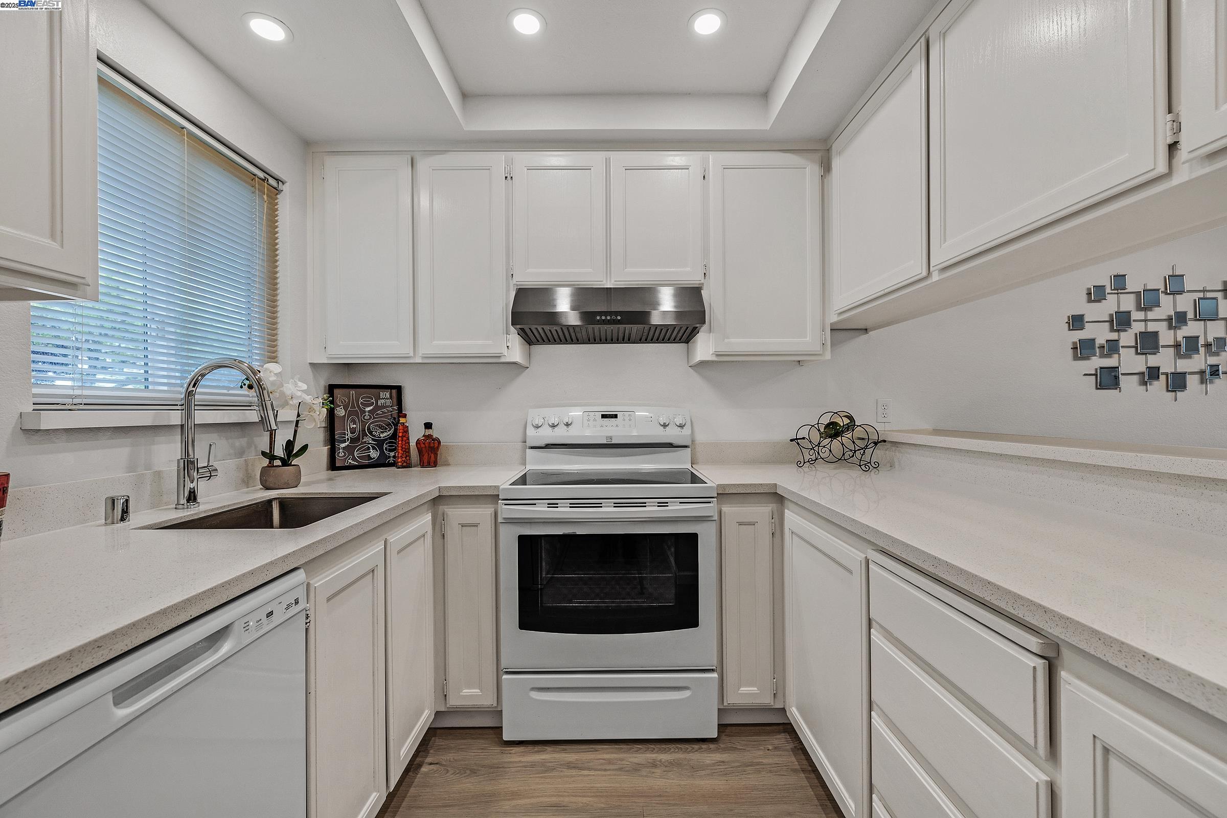 Photo #2: 41094933 Listing 