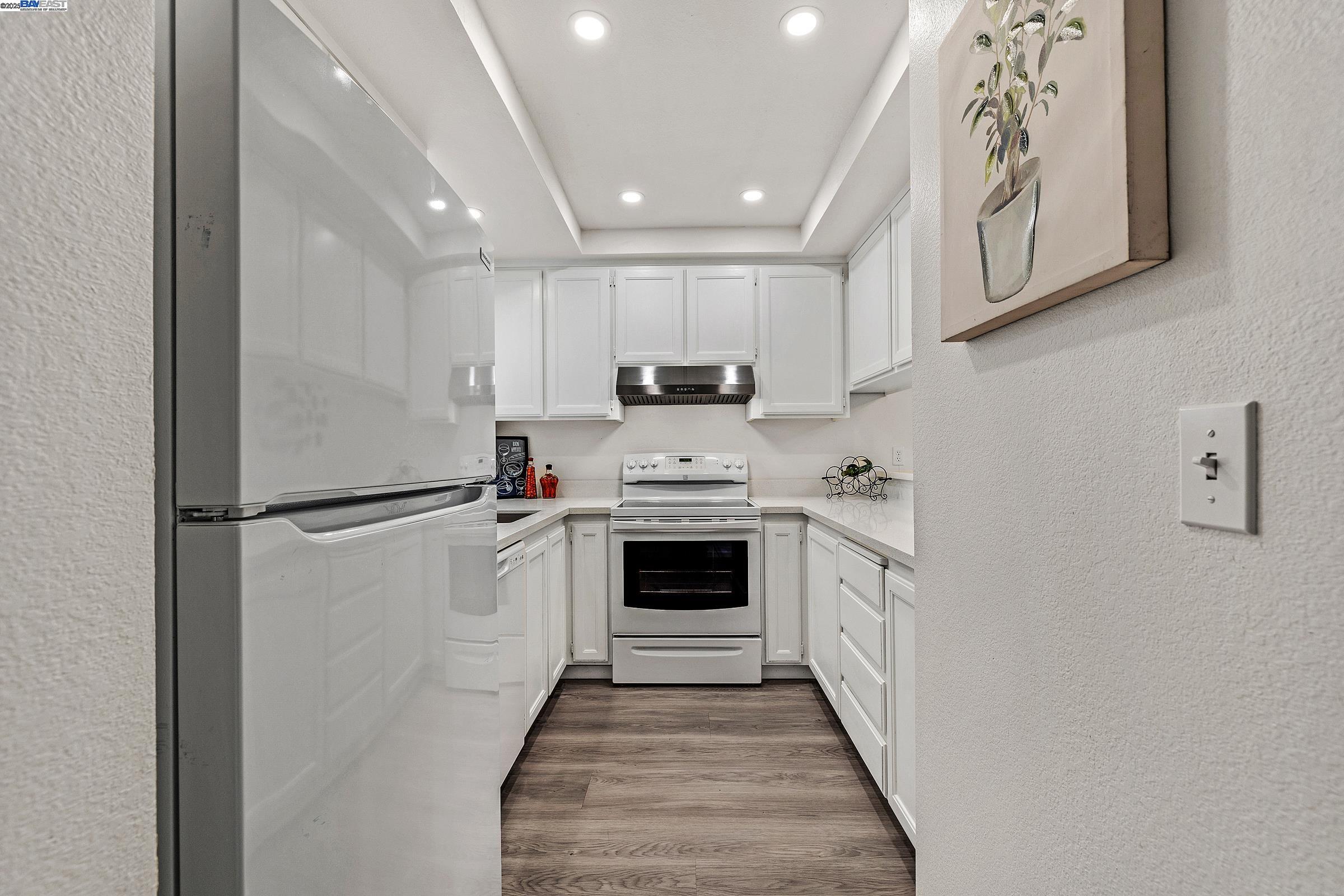 Photo #5: 41094933 Listing: Photo #5
