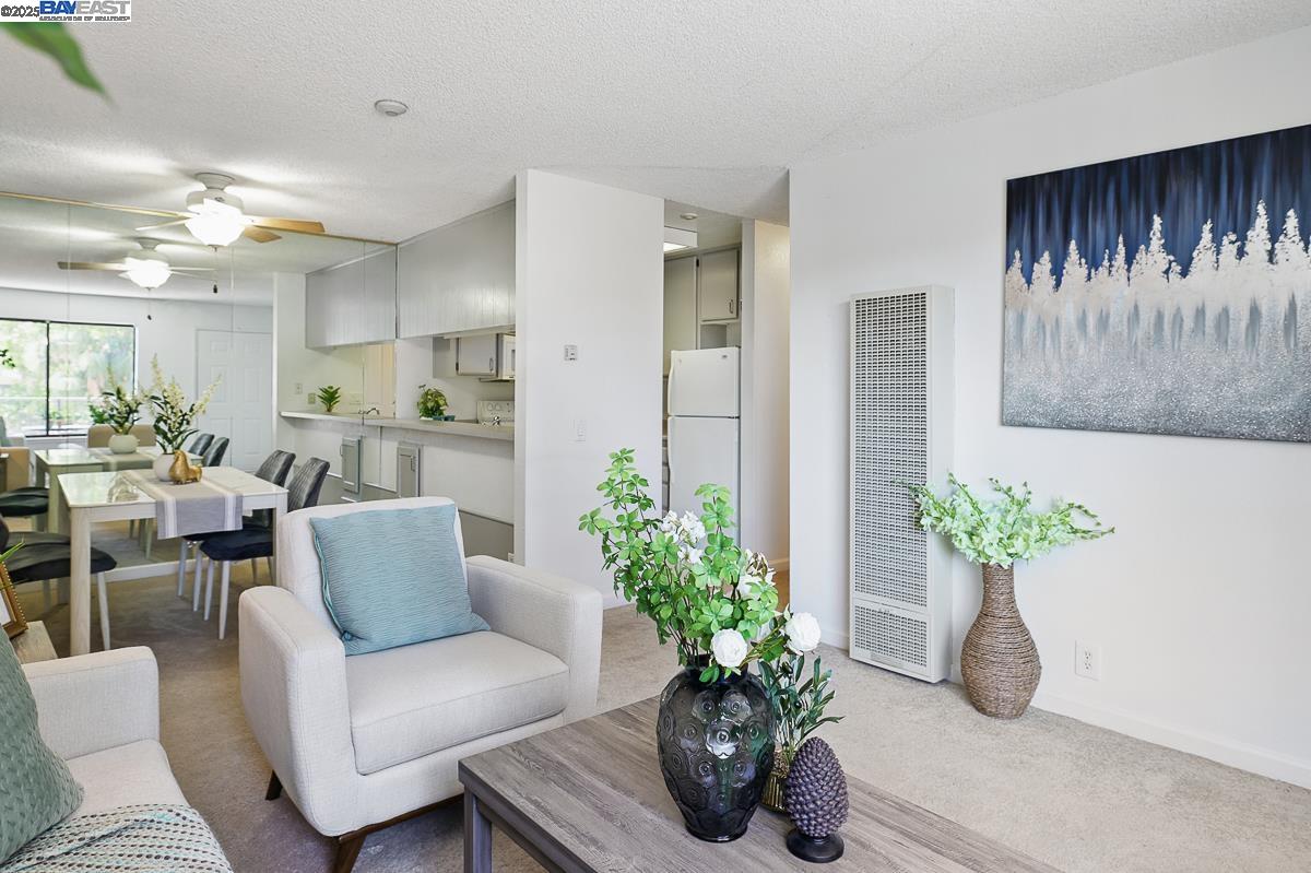 Detail Gallery Image 9 of 26 For 102 Camino Plz, Union City,  CA 94587 - 2 Beds | 1 Baths