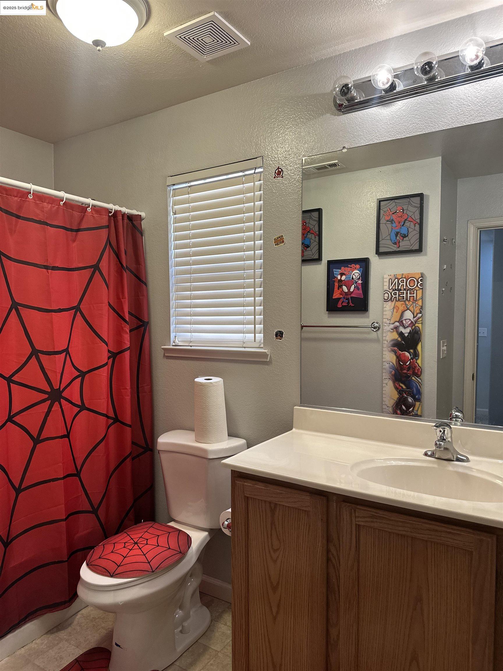 Detail Gallery Image 11 of 23 For 1583 Fog Bank Dr, Stockton,  CA 95204 - 4 Beds | 3/1 Baths