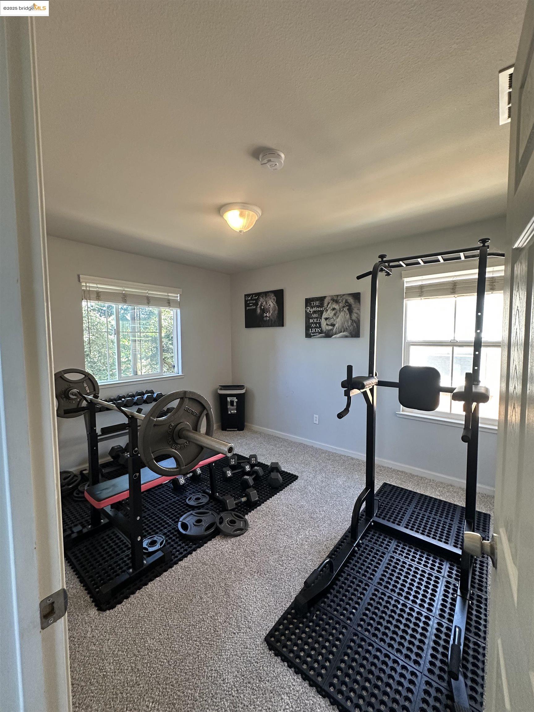 Detail Gallery Image 7 of 23 For 1583 Fog Bank Dr, Stockton,  CA 95204 - 4 Beds | 3/1 Baths