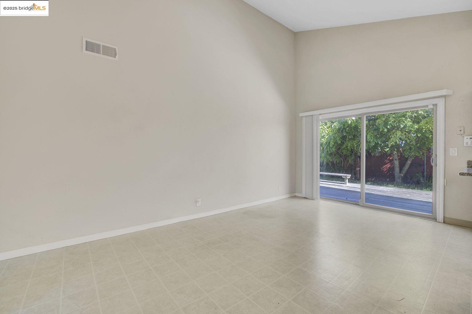 Detail Gallery Image 16 of 40 For 1634 Severus Drv., Vallejo,  CA 94589 - 4 Beds | 2 Baths