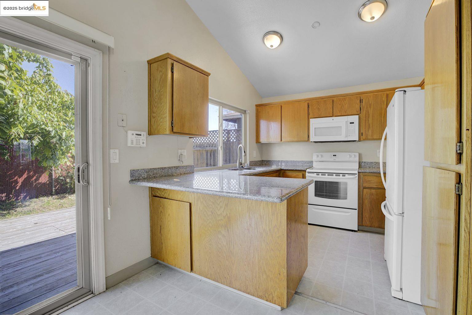Detail Gallery Image 18 of 40 For 1634 Severus Drv., Vallejo,  CA 94589 - 4 Beds | 2 Baths
