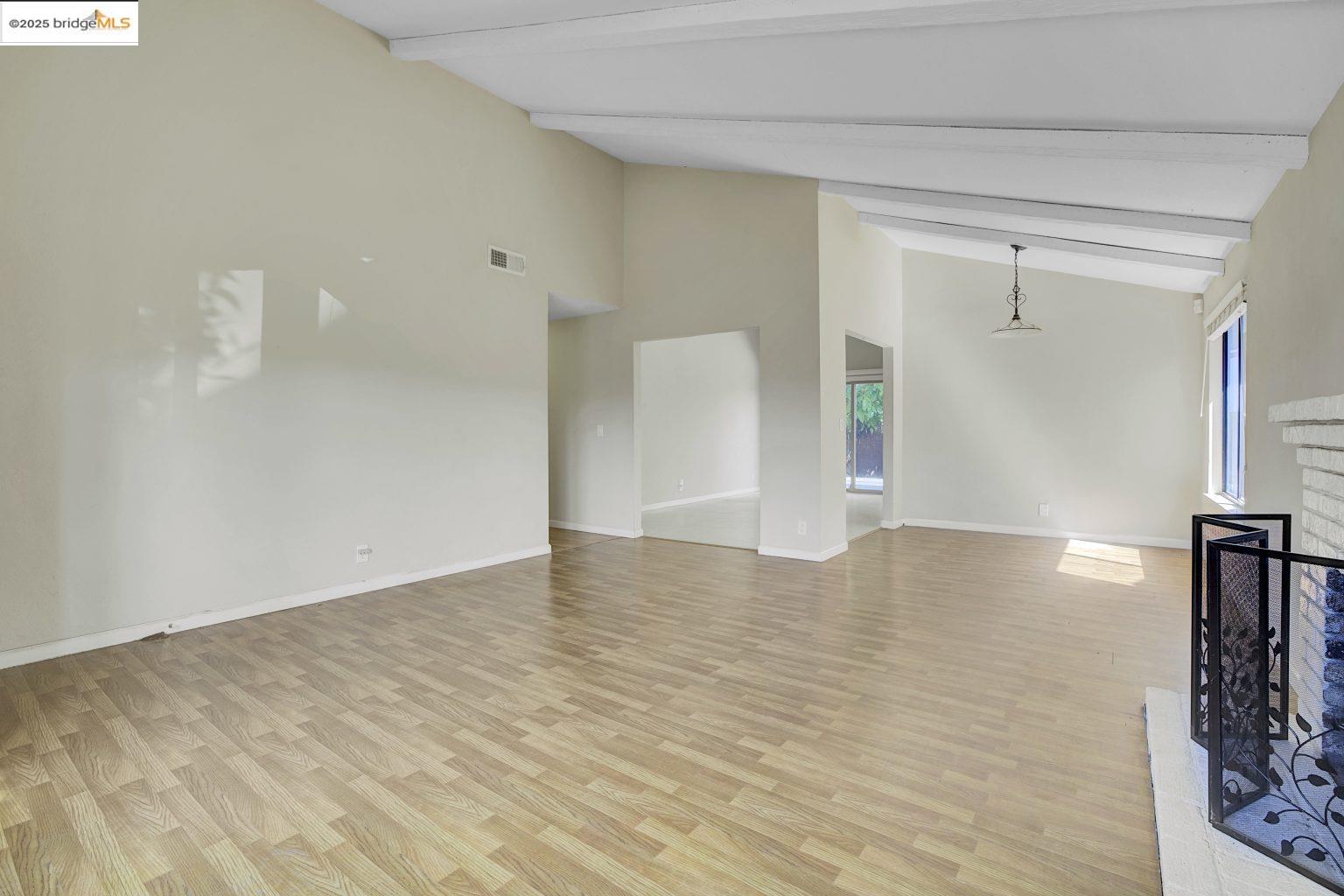 Detail Gallery Image 10 of 40 For 1634 Severus Drv., Vallejo,  CA 94589 - 4 Beds | 2 Baths