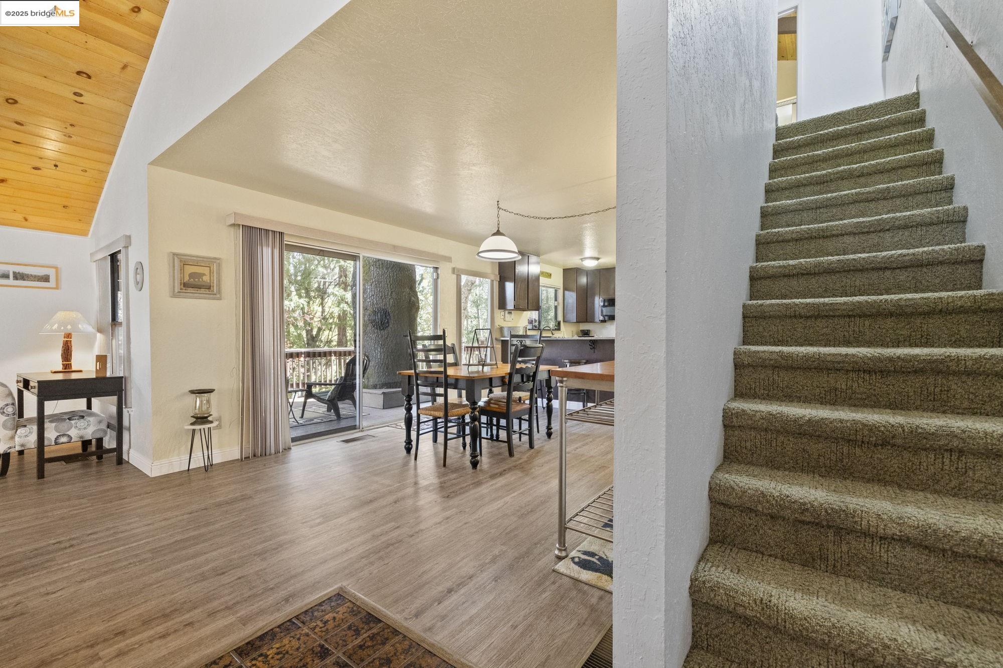 Detail Gallery Image 12 of 60 For 19421 Grizzly Circle, Groveland,  CA 95321-9544 - 2 Beds | 1/1 Baths