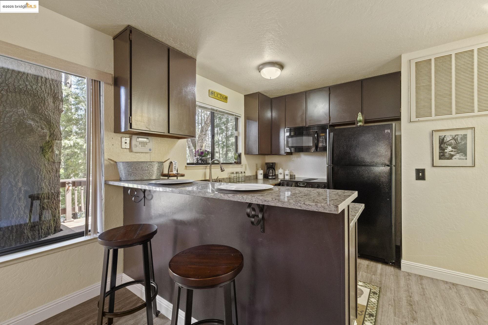 Detail Gallery Image 22 of 60 For 19421 Grizzly Circle, Groveland,  CA 95321-9544 - 2 Beds | 1/1 Baths