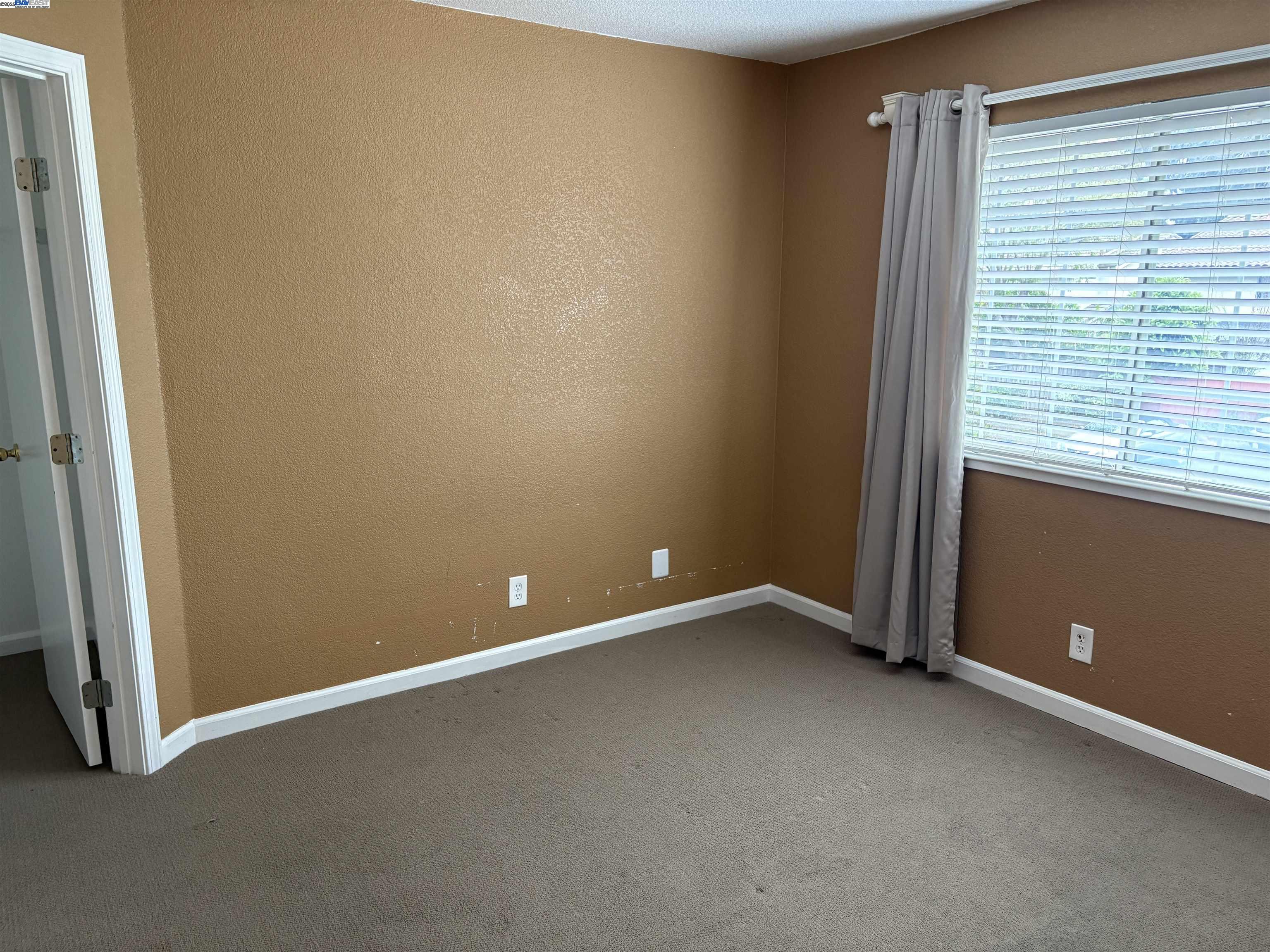 Detail Gallery Image 17 of 41 For 24909 Avocado Ct, Hayward,  CA 94544 - 3 Beds | 2/1 Baths