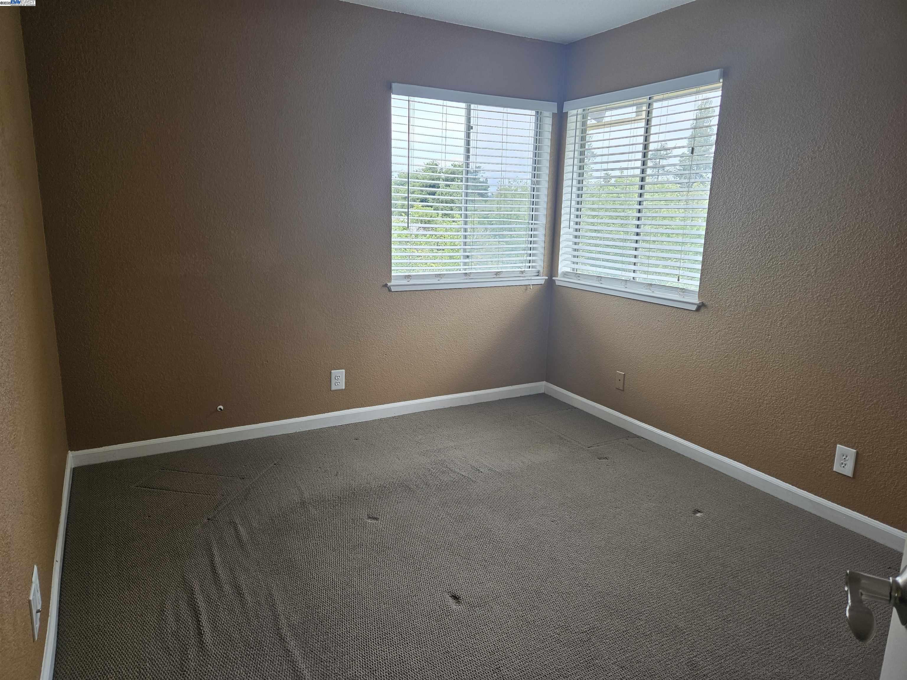 Detail Gallery Image 32 of 41 For 24909 Avocado Ct, Hayward,  CA 94544 - 3 Beds | 2/1 Baths