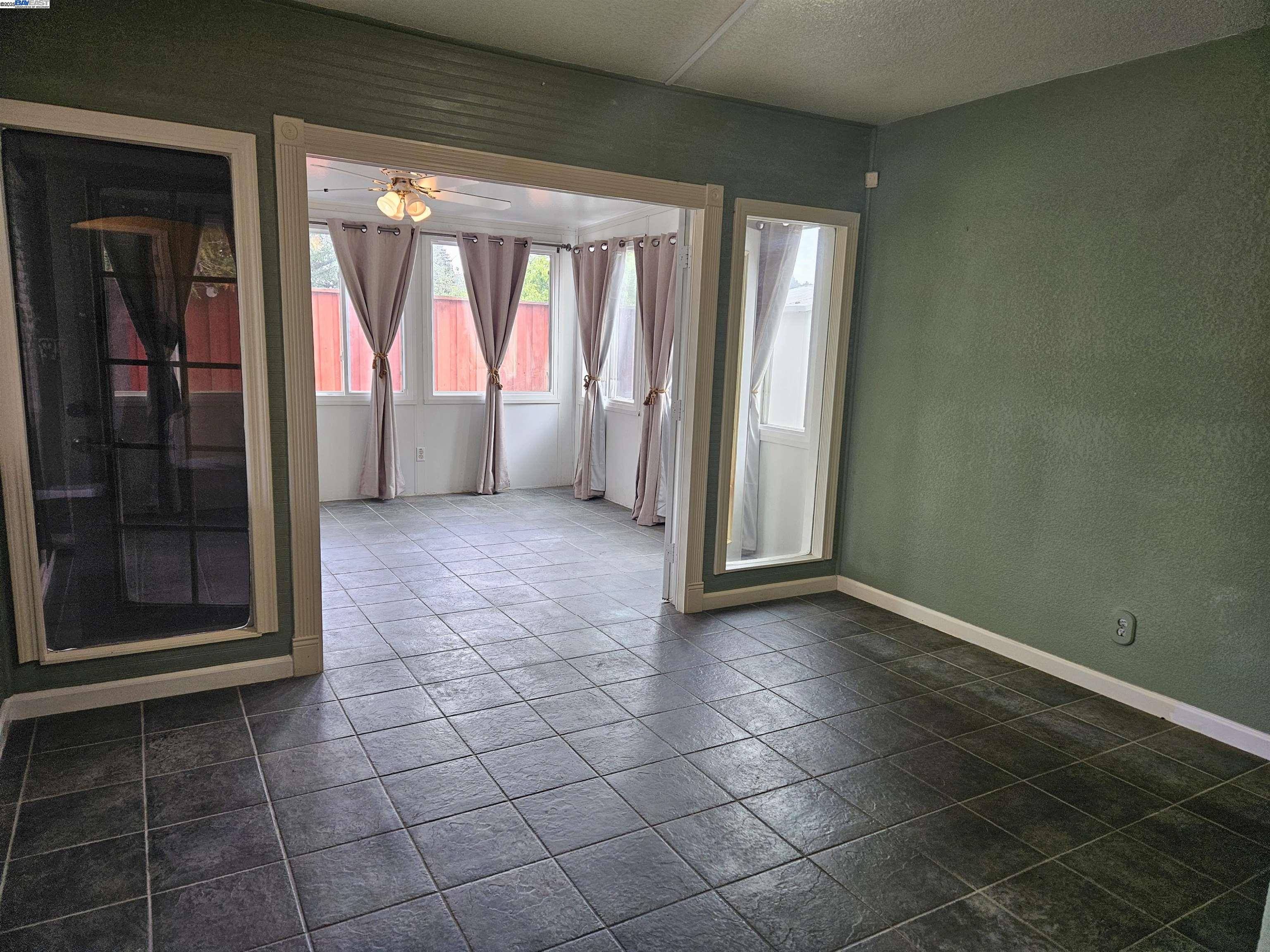 Detail Gallery Image 41 of 41 For 24909 Avocado Ct, Hayward,  CA 94544 - 3 Beds | 2/1 Baths