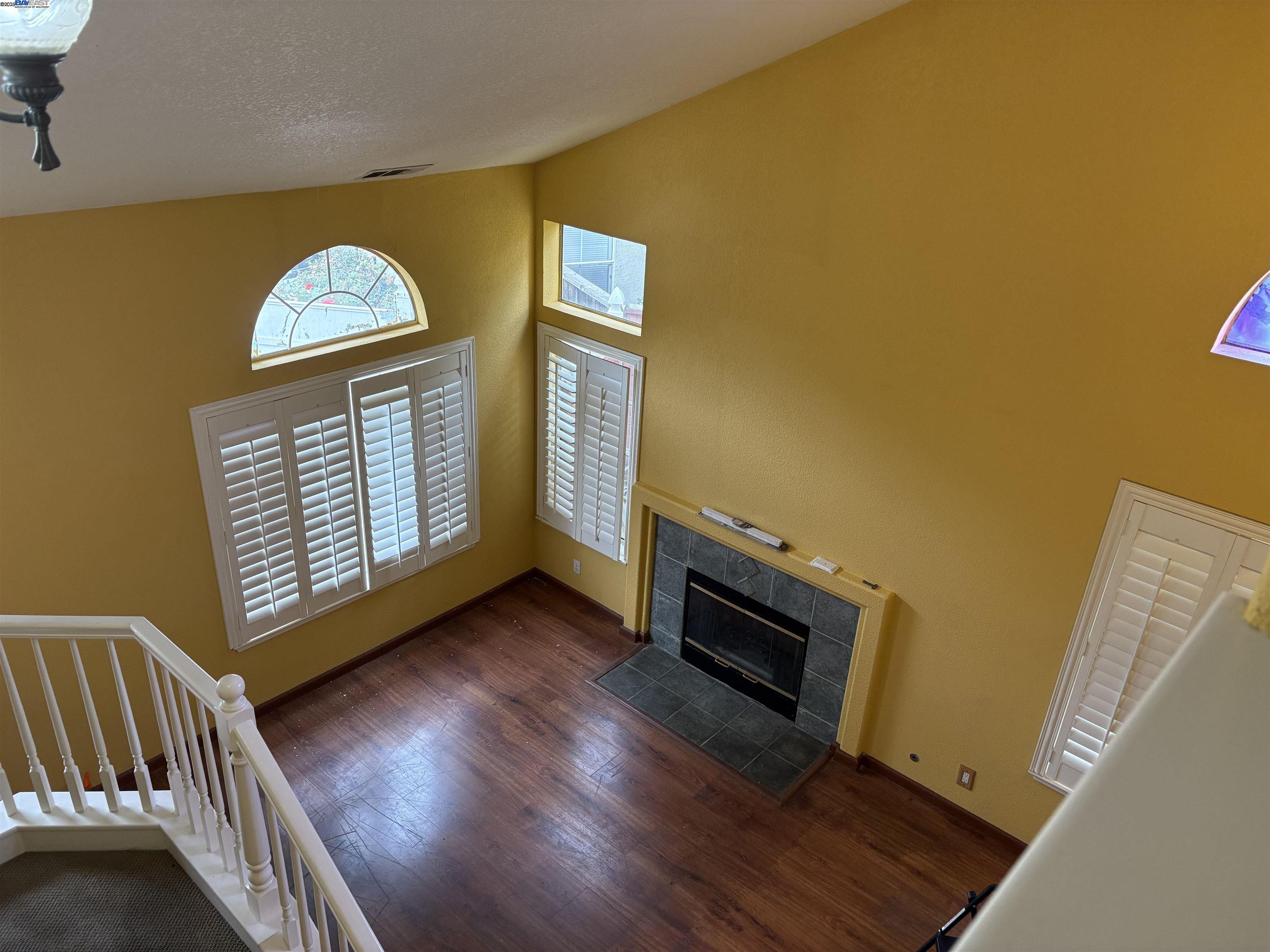 Detail Gallery Image 8 of 41 For 24909 Avocado Ct, Hayward,  CA 94544 - 3 Beds | 2/1 Baths