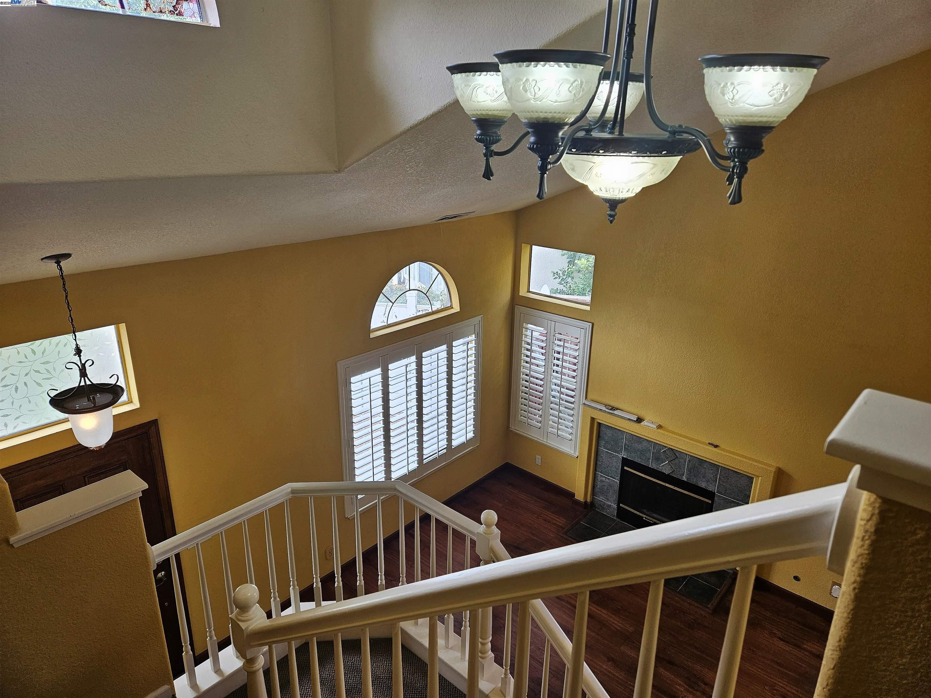 Detail Gallery Image 9 of 41 For 24909 Avocado Ct, Hayward,  CA 94544 - 3 Beds | 2/1 Baths