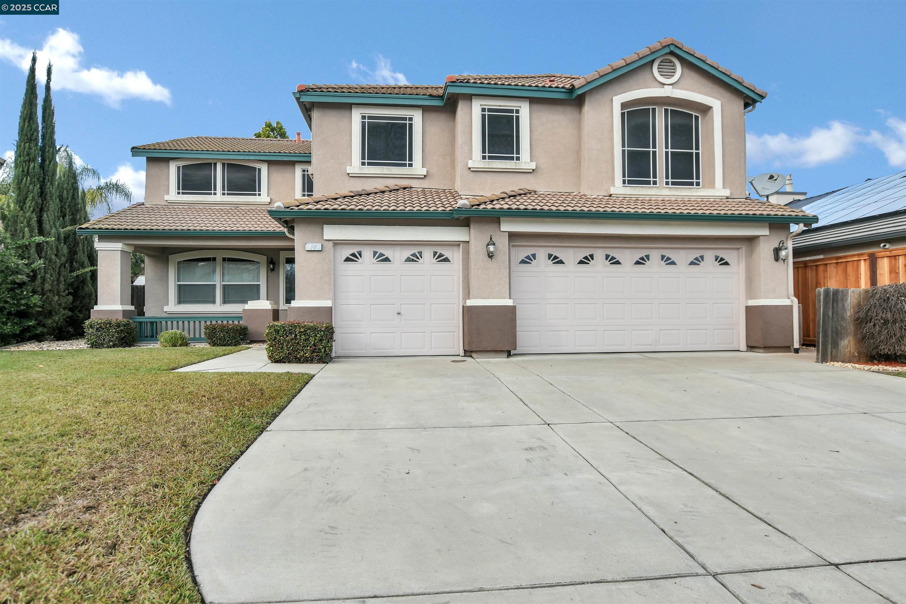 Detail Gallery Image 1 of 37 For 14 Birmingham Ct, Oakley,  CA 94561 - 4 Beds | 3 Baths