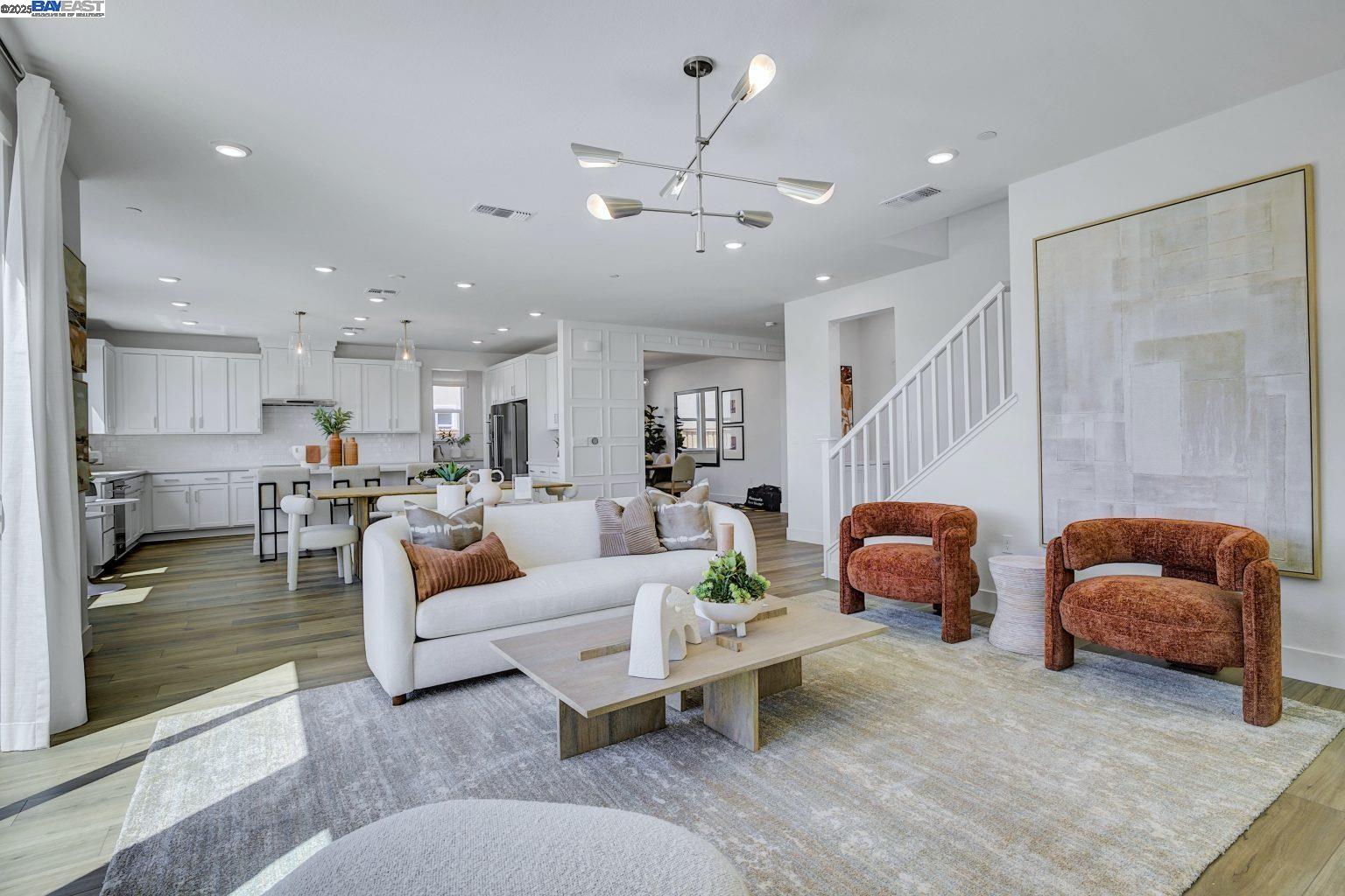 Detail Gallery Image 8 of 29 For 327 W Calabria Drive, Mountain House,  CA 95391 - 5 Beds | 4/1 Baths
