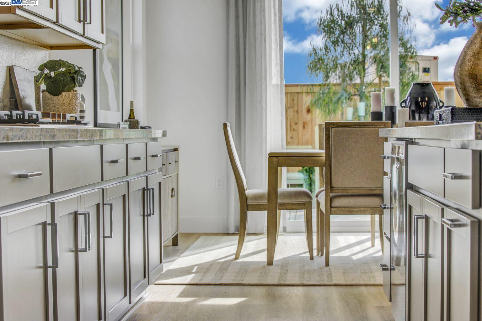 Detail Gallery Image 14 of 38 For 335 W Calabria Drive, Mountain House,  CA 95391 - 4 Beds | 3/1 Baths