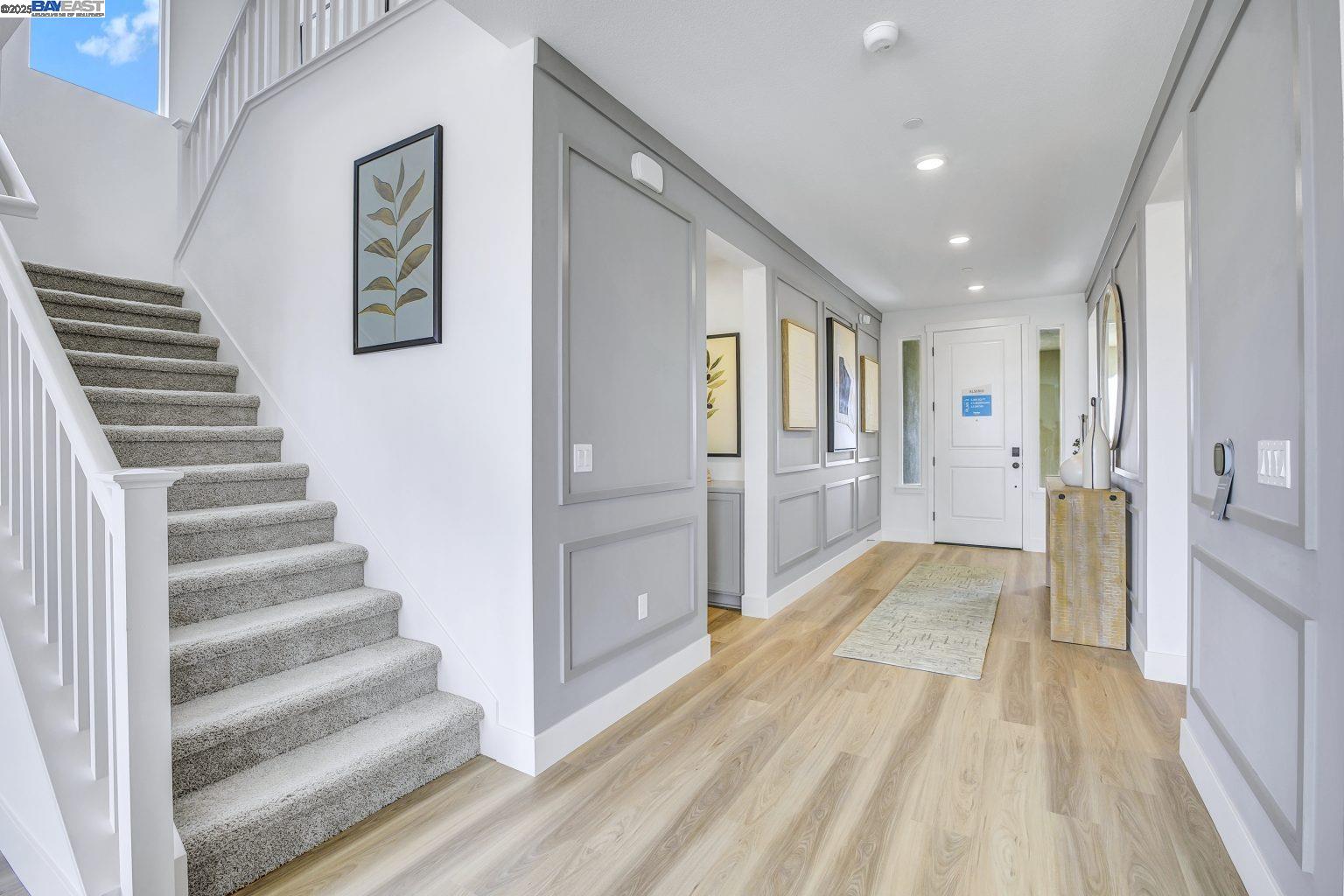 Detail Gallery Image 5 of 38 For 335 W Calabria Drive, Mountain House,  CA 95391 - 4 Beds | 3/1 Baths