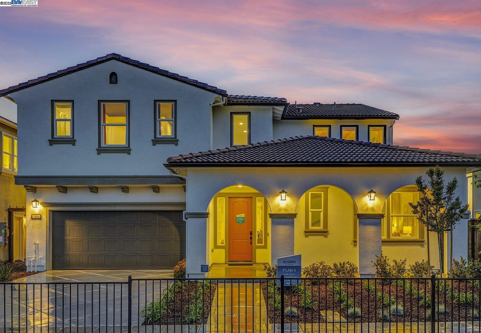 Detail Gallery Image 1 of 29 For 303 W Calabria Drive, Mountain House,  CA 95391 - 5 Beds | 4/1 Baths