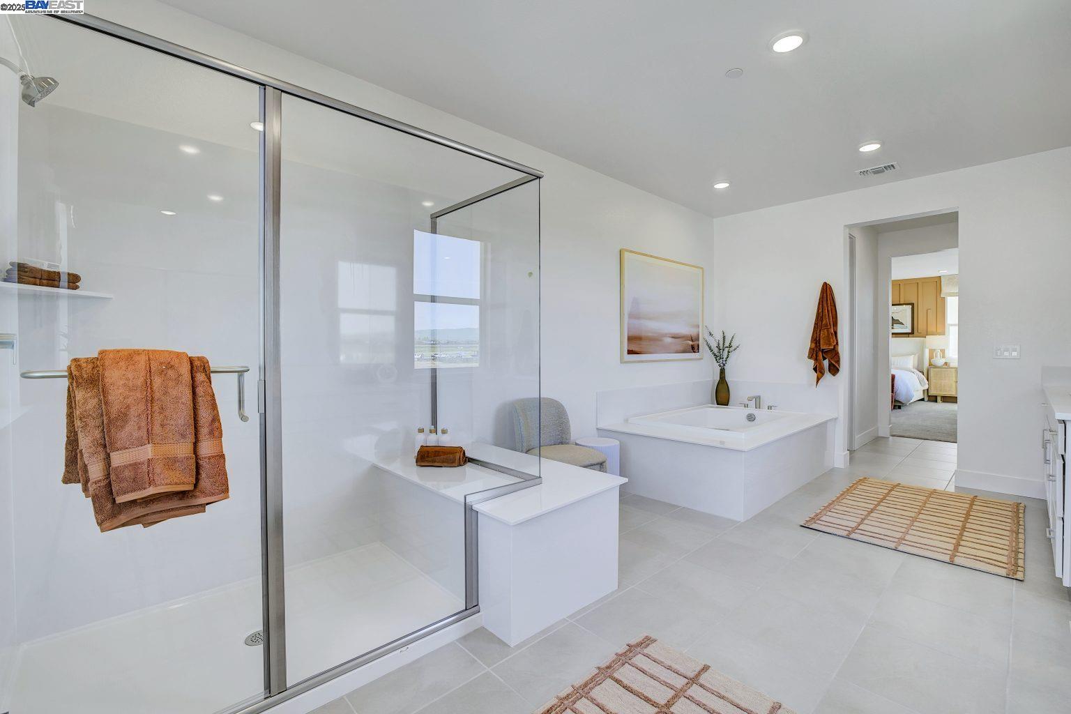 Detail Gallery Image 24 of 29 For 303 W Calabria Drive, Mountain House,  CA 95391 - 5 Beds | 4/1 Baths