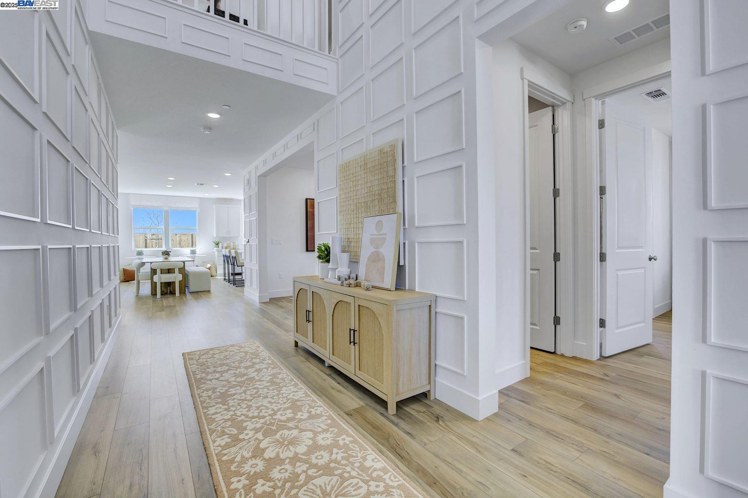 Detail Gallery Image 4 of 29 For 303 W Calabria Drive, Mountain House,  CA 95391 - 5 Beds | 4/1 Baths
