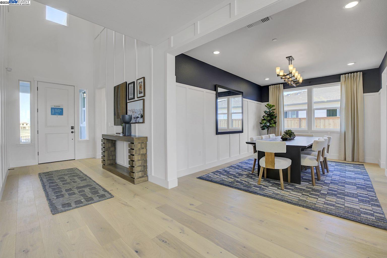 Detail Gallery Image 5 of 35 For 319 W Calabria Drive, Mountain House,  CA 95391 - 6 Beds | 5/1 Baths