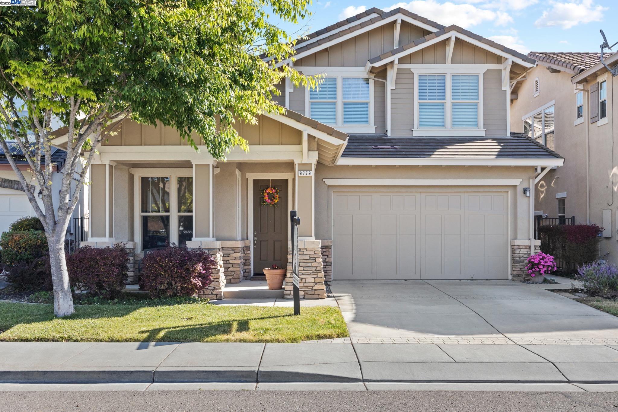 Detail Gallery Image 1 of 48 For 9779 Reimers Way, Dublin,  CA 94568 - 5 Beds | 3 Baths