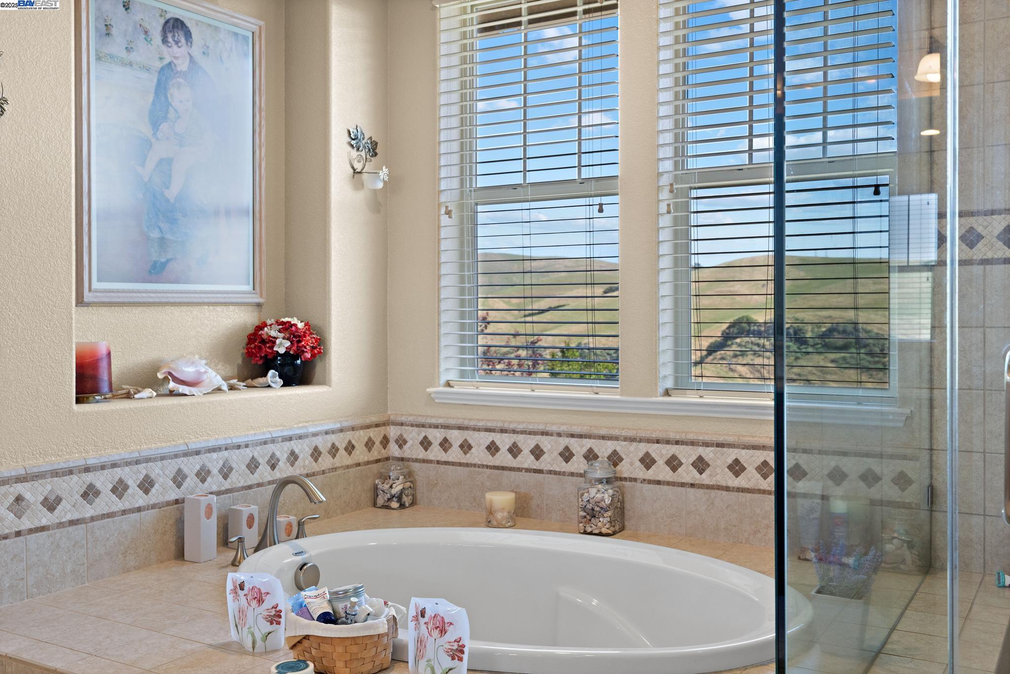 Detail Gallery Image 26 of 48 For 9779 Reimers Way, Dublin,  CA 94568 - 5 Beds | 3 Baths