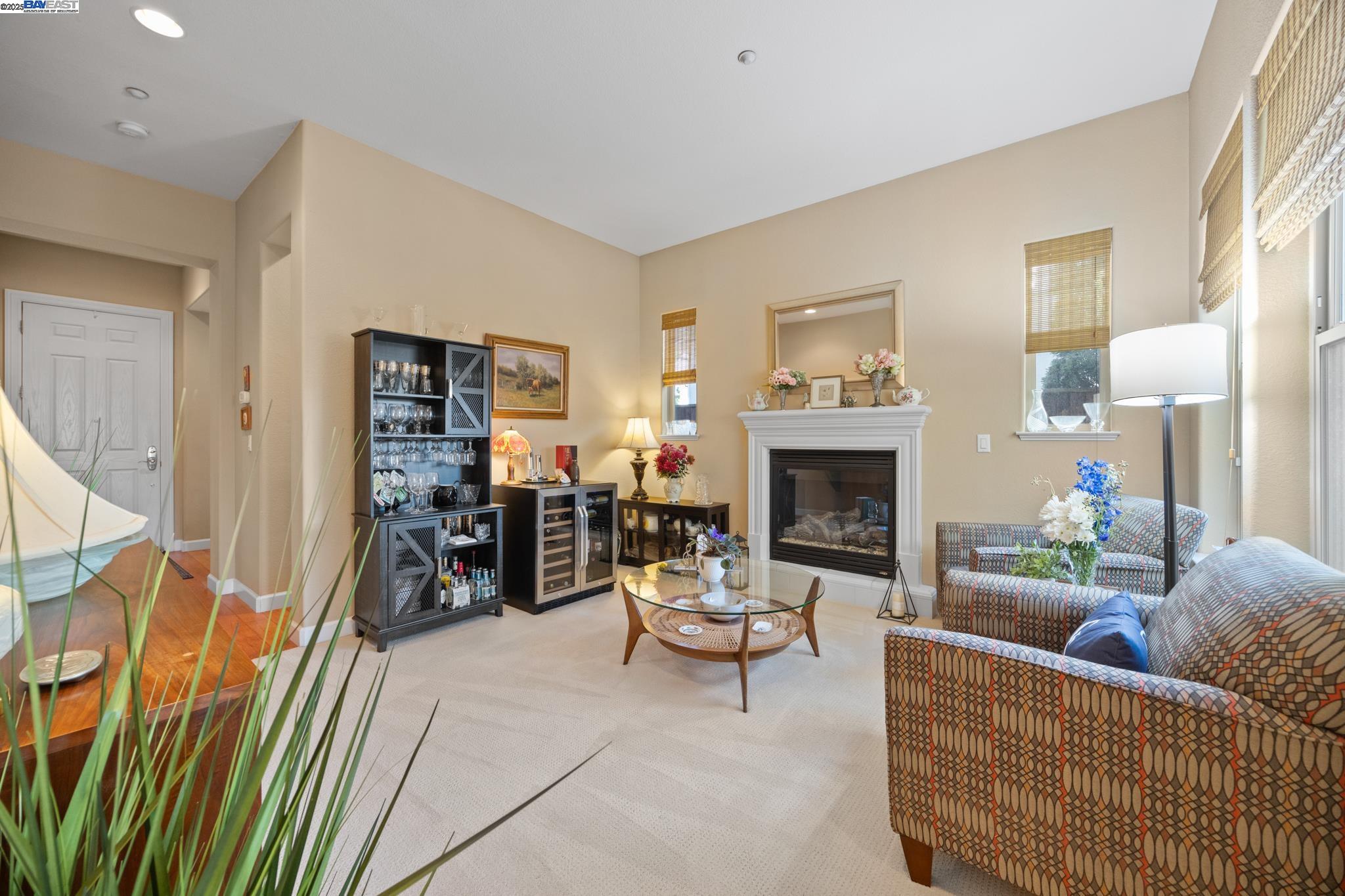 Detail Gallery Image 7 of 48 For 9779 Reimers Way, Dublin,  CA 94568 - 5 Beds | 3 Baths