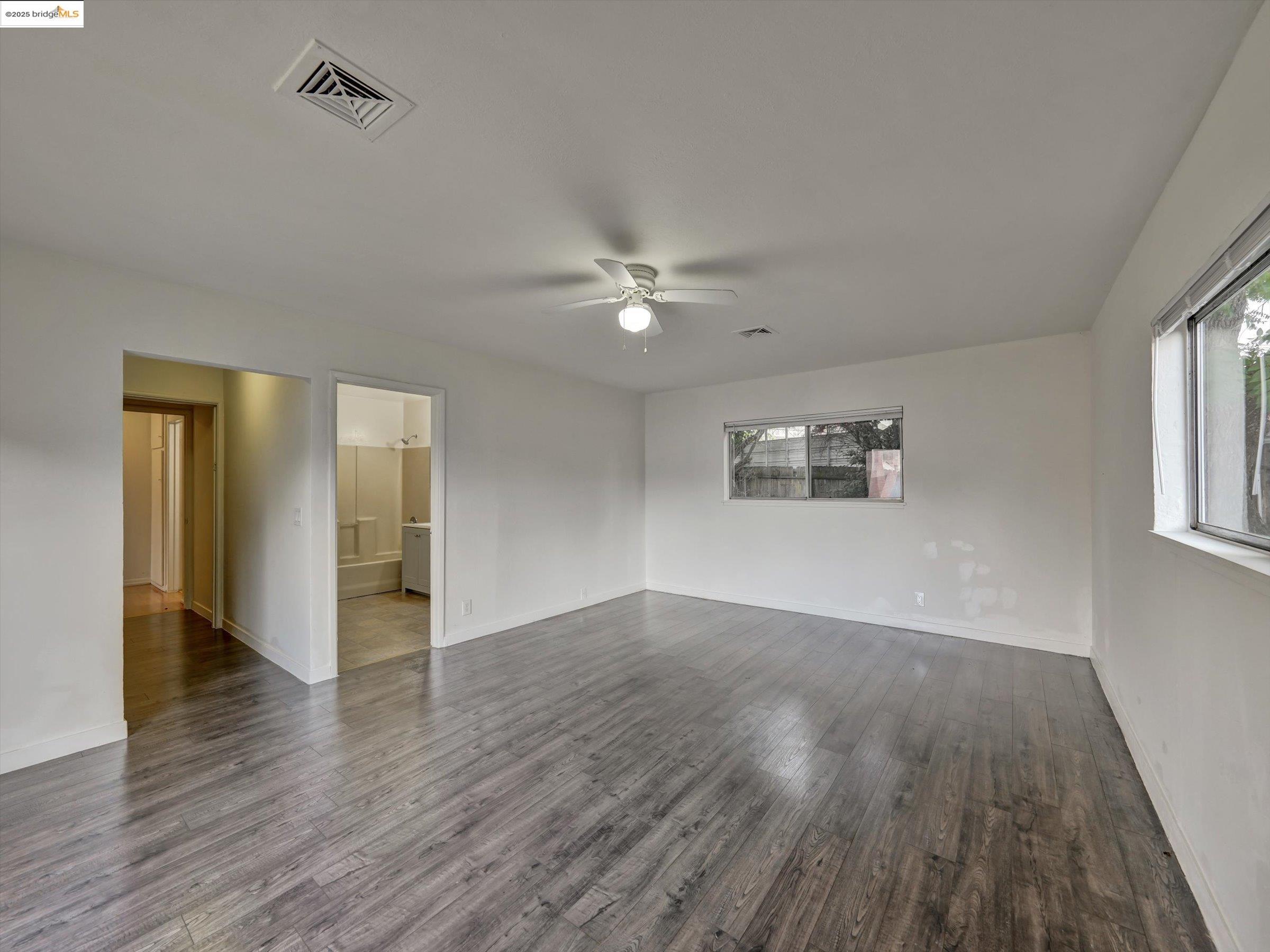 Detail Gallery Image 11 of 22 For 3047 Judith Ct, San Pablo,  CA 94806 - 3 Beds | 2 Baths