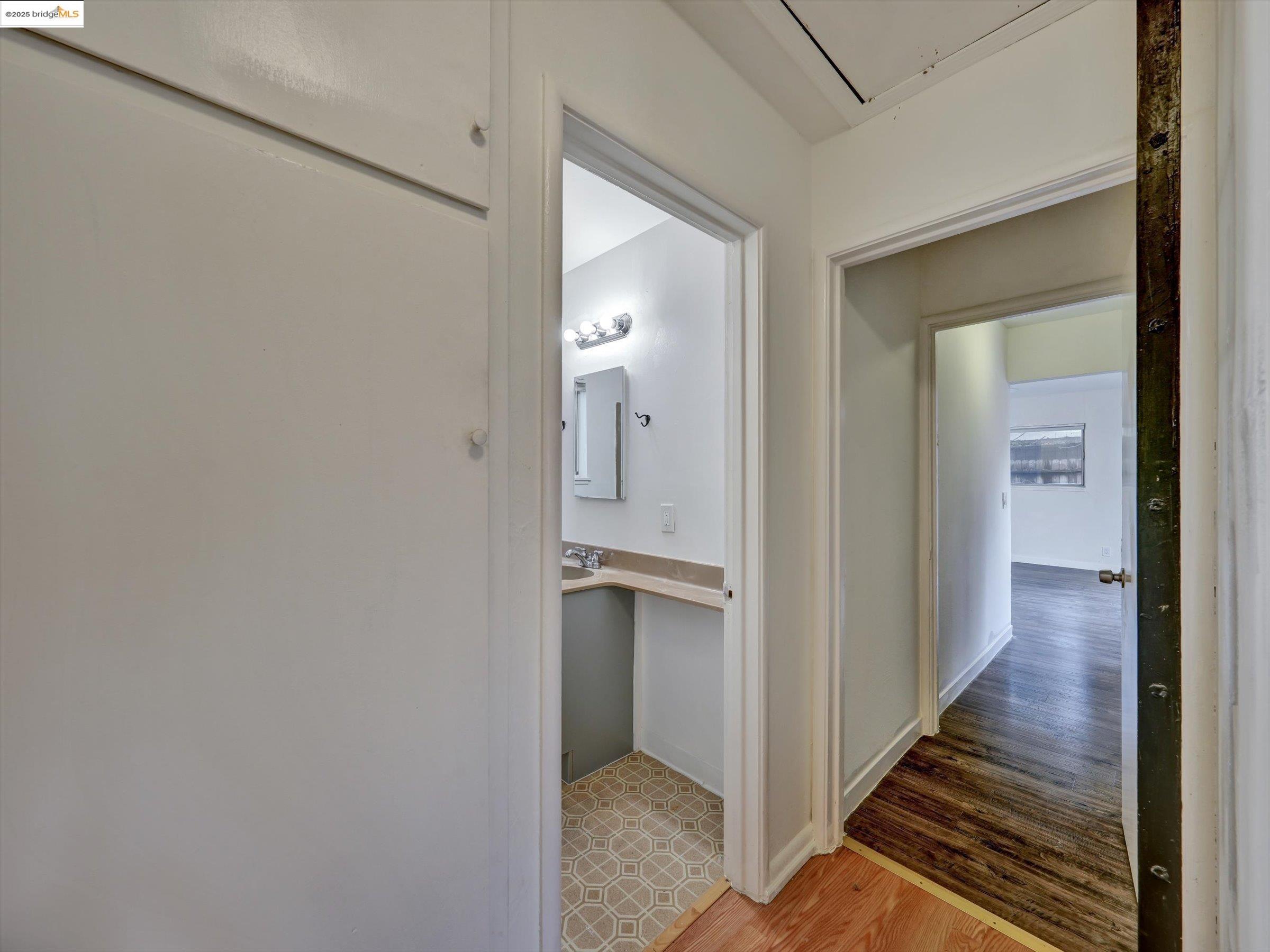Detail Gallery Image 15 of 22 For 3047 Judith Ct, San Pablo,  CA 94806 - 3 Beds | 2 Baths