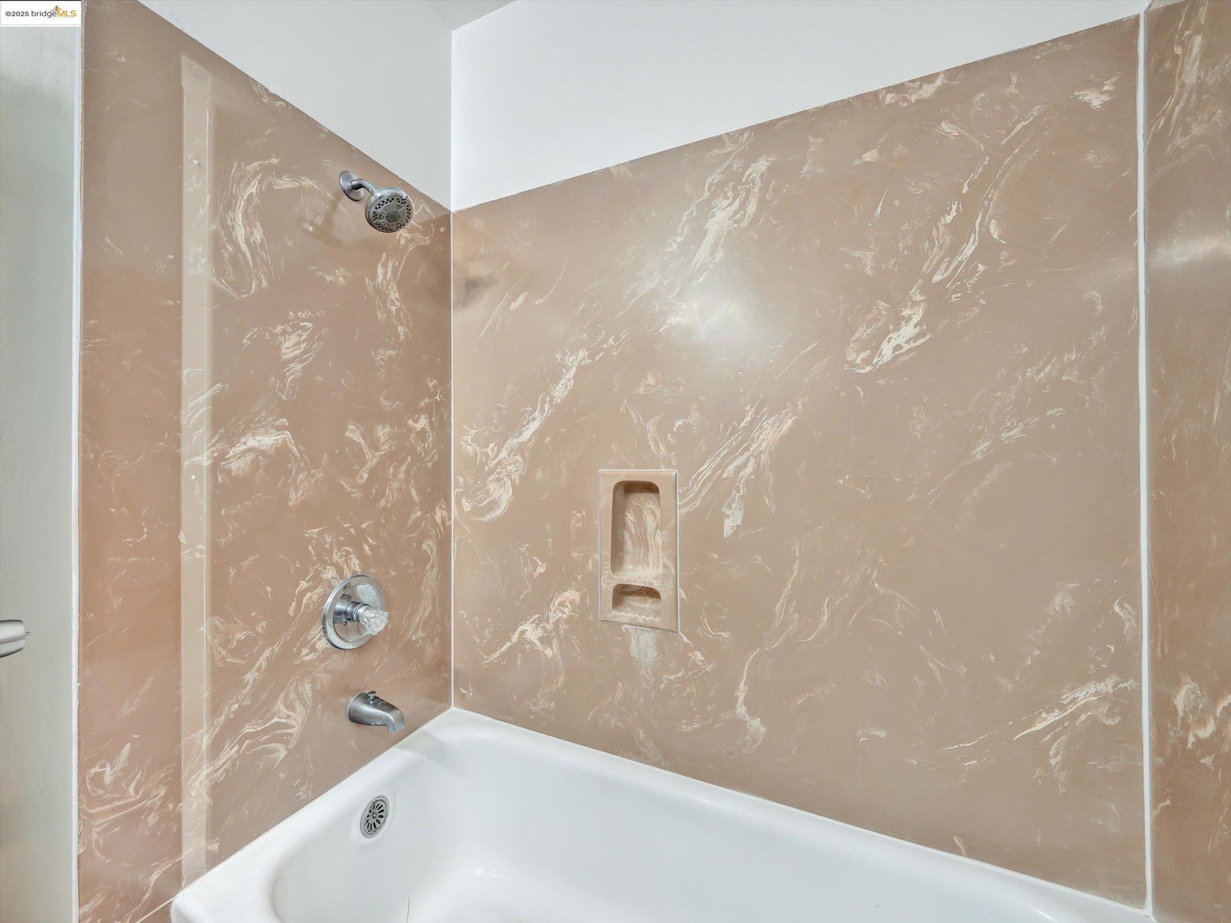 Detail Gallery Image 17 of 22 For 3047 Judith Ct, San Pablo,  CA 94806 - 3 Beds | 2 Baths