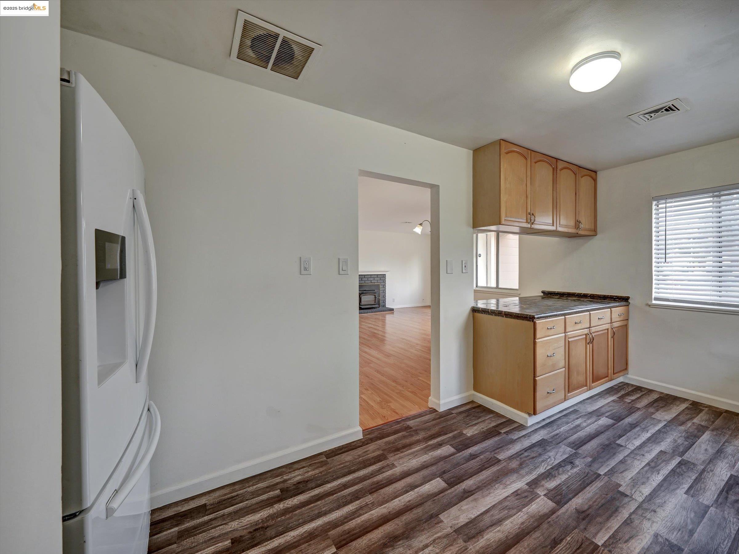 Detail Gallery Image 7 of 22 For 3047 Judith Ct, San Pablo,  CA 94806 - 3 Beds | 2 Baths