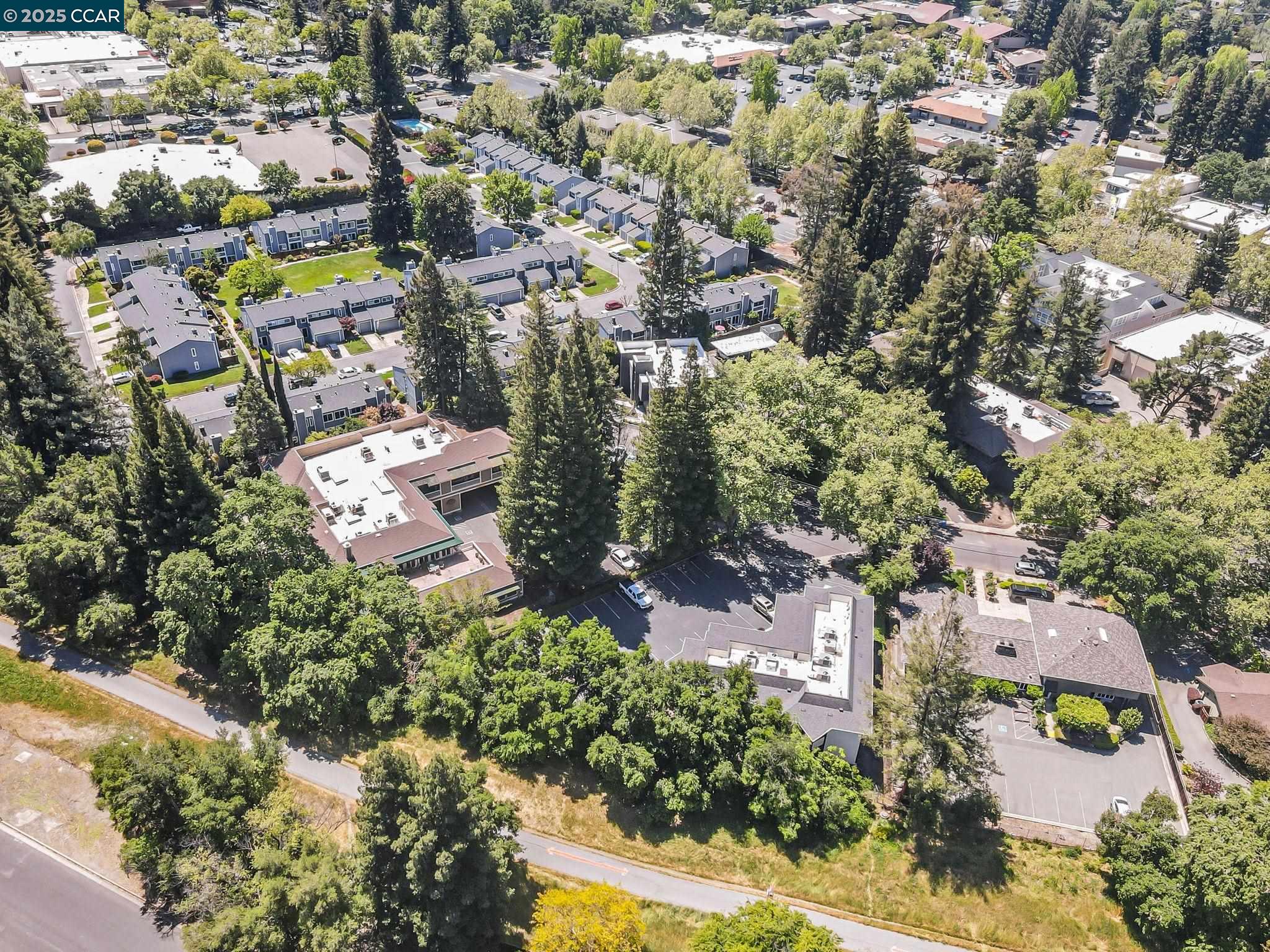 Photo #34: 41095002 Listing: Photo #34