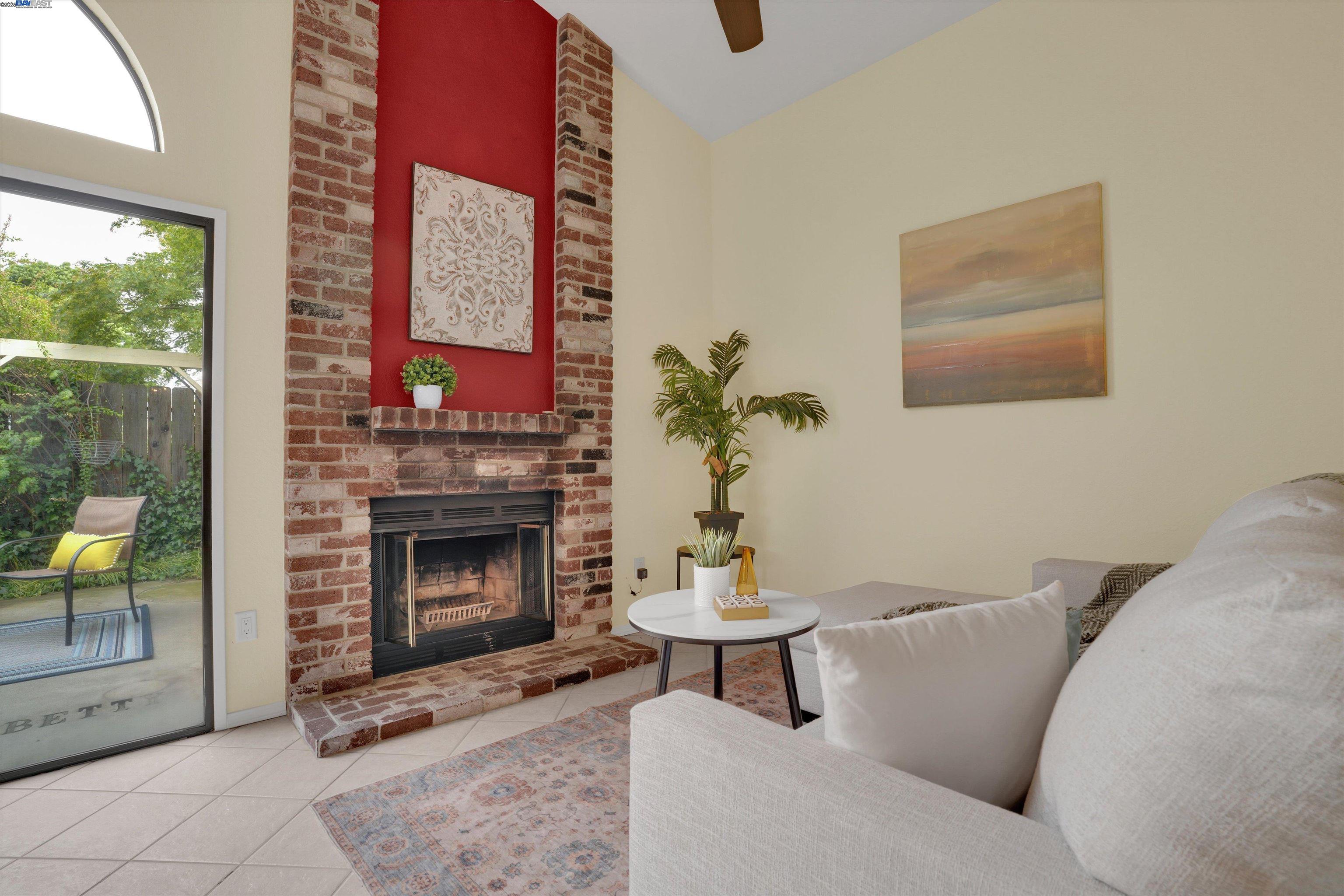 Detail Gallery Image 13 of 35 For 4012 Godfrey Dr, Salida,  CA 95368 - 4 Beds | 2 Baths