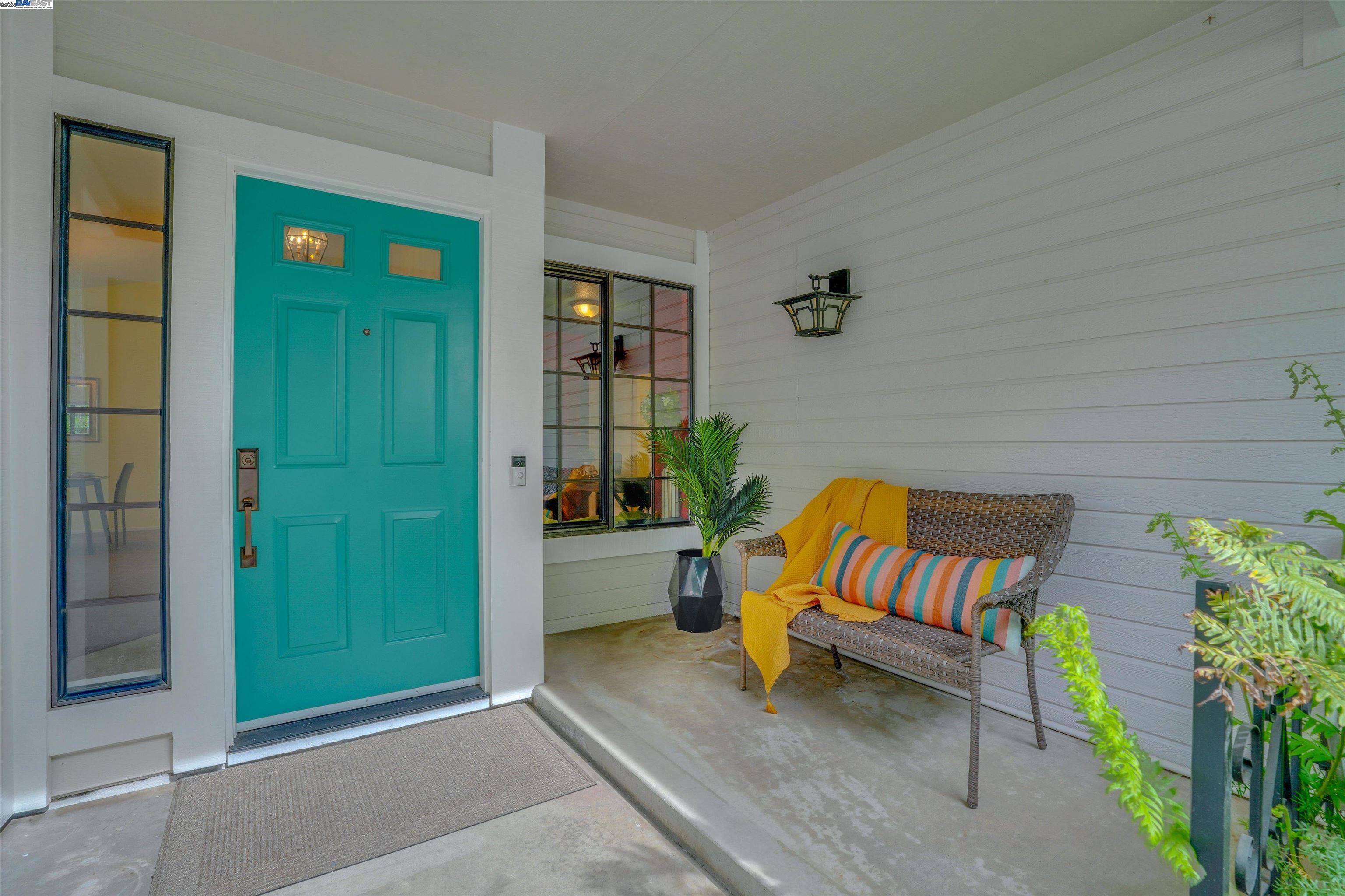 Detail Gallery Image 4 of 35 For 4012 Godfrey Dr, Salida,  CA 95368 - 4 Beds | 2 Baths