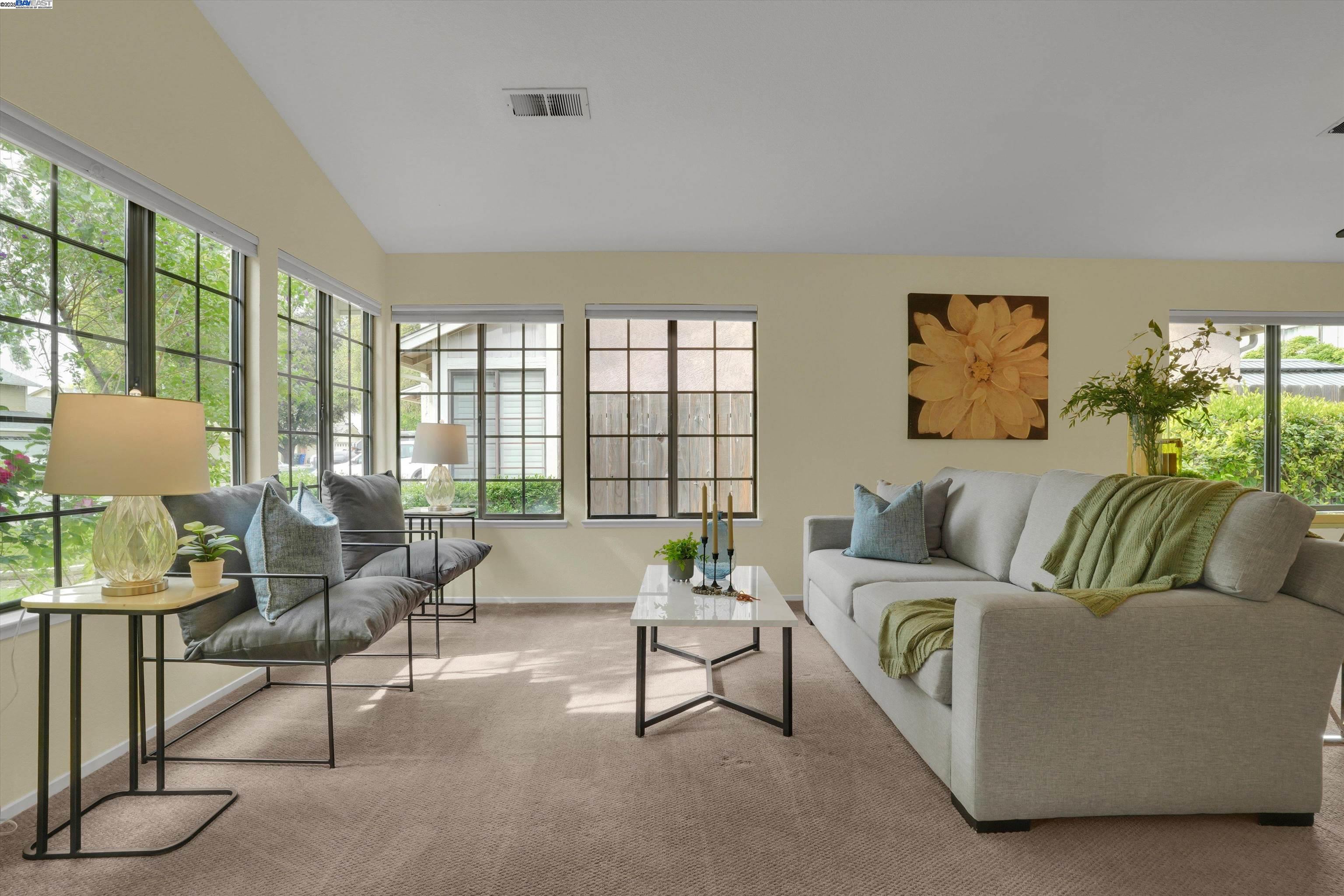 Detail Gallery Image 6 of 35 For 4012 Godfrey Dr, Salida,  CA 95368 - 4 Beds | 2 Baths