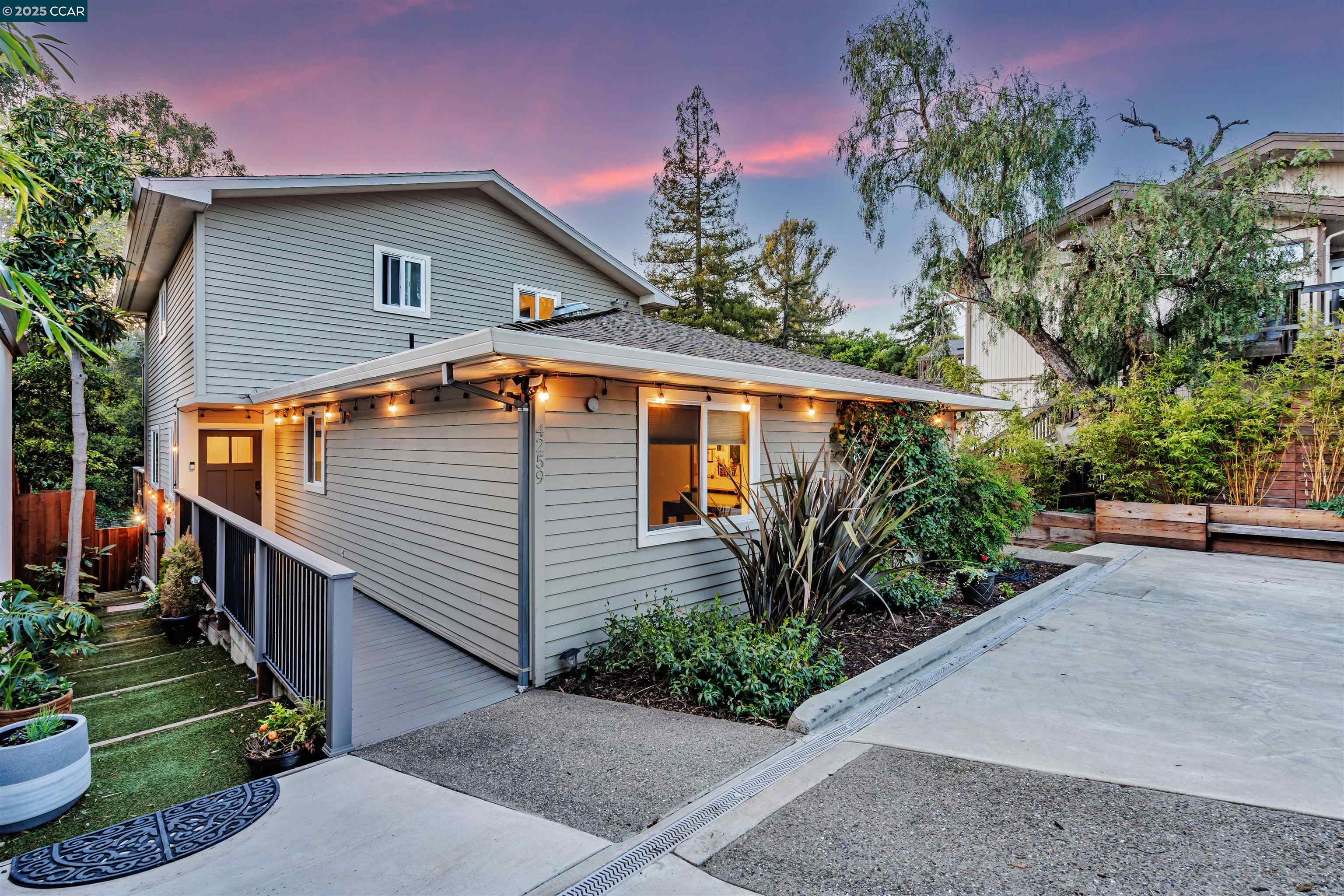 4259 Knoll Avenue, Oakland, California 94619, 5 Bedrooms Bedrooms, 10 Rooms Rooms,3 BathroomsBathrooms,Residential,For Sale,4259 Knoll Avenue,41095010