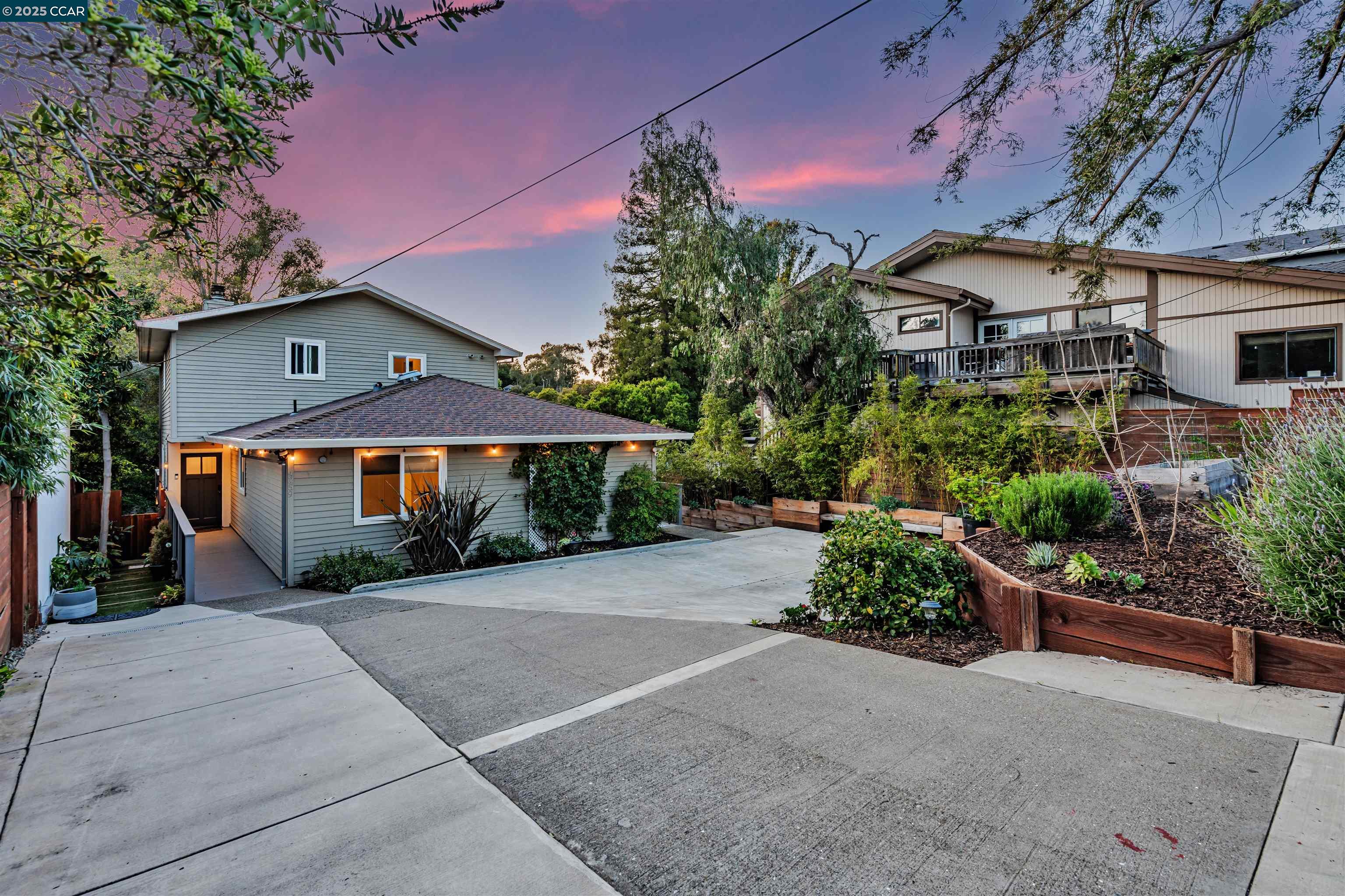 4259 Knoll Avenue, Oakland, California 94619, 5 Bedrooms Bedrooms, 10 Rooms Rooms,3 BathroomsBathrooms,Residential,For Sale,4259 Knoll Avenue,41095010