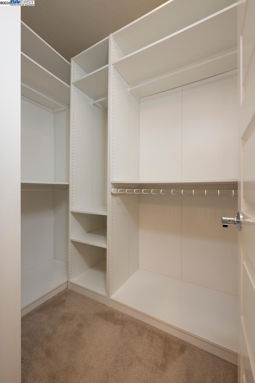 Detail Gallery Image 14 of 28 For 2835 Alvarado Ave, San Mateo,  CA 94403 - 2 Beds | 2/1 Baths