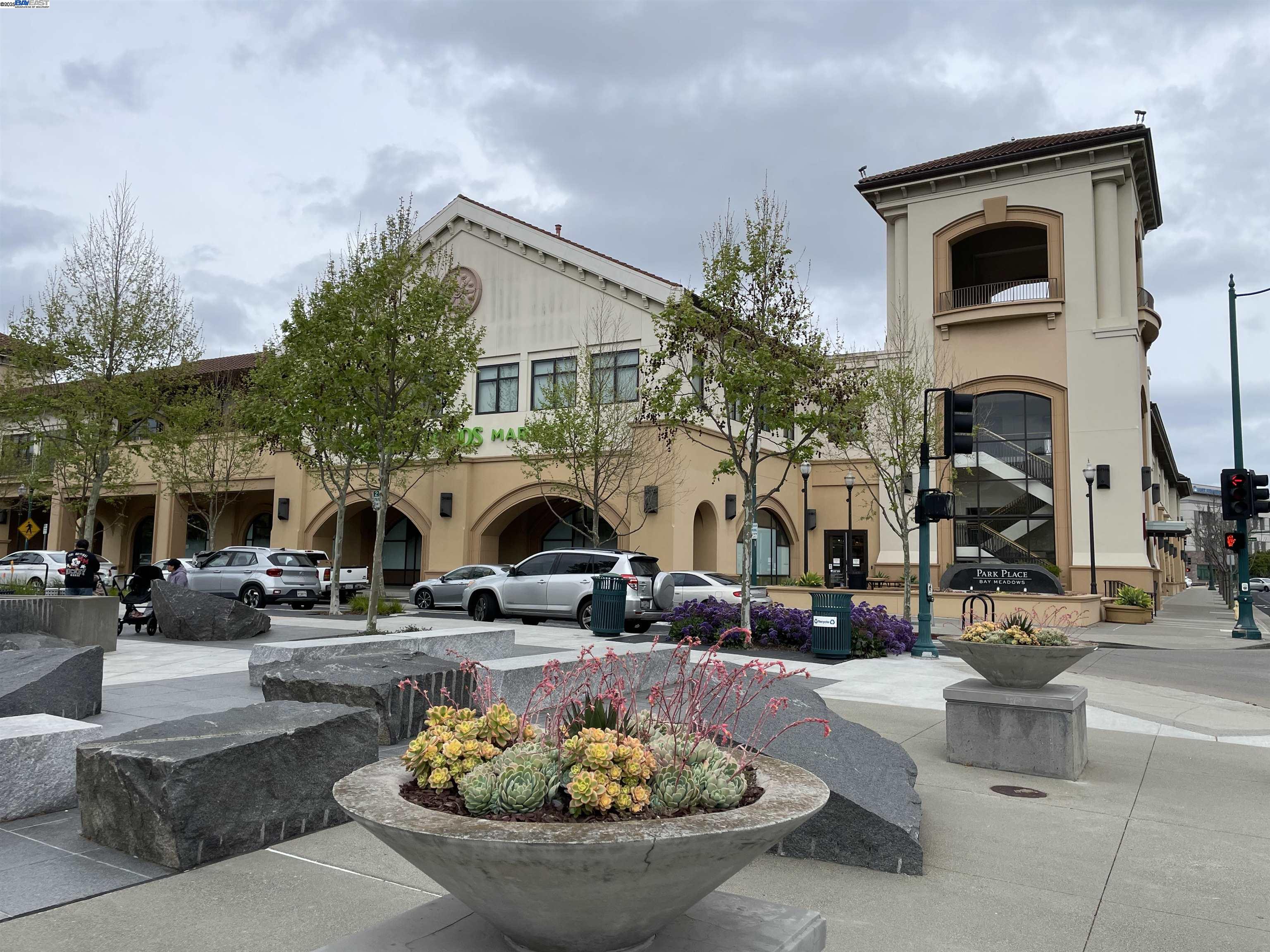 Detail Gallery Image 25 of 28 For 2835 Alvarado Ave, San Mateo,  CA 94403 - 2 Beds | 2/1 Baths