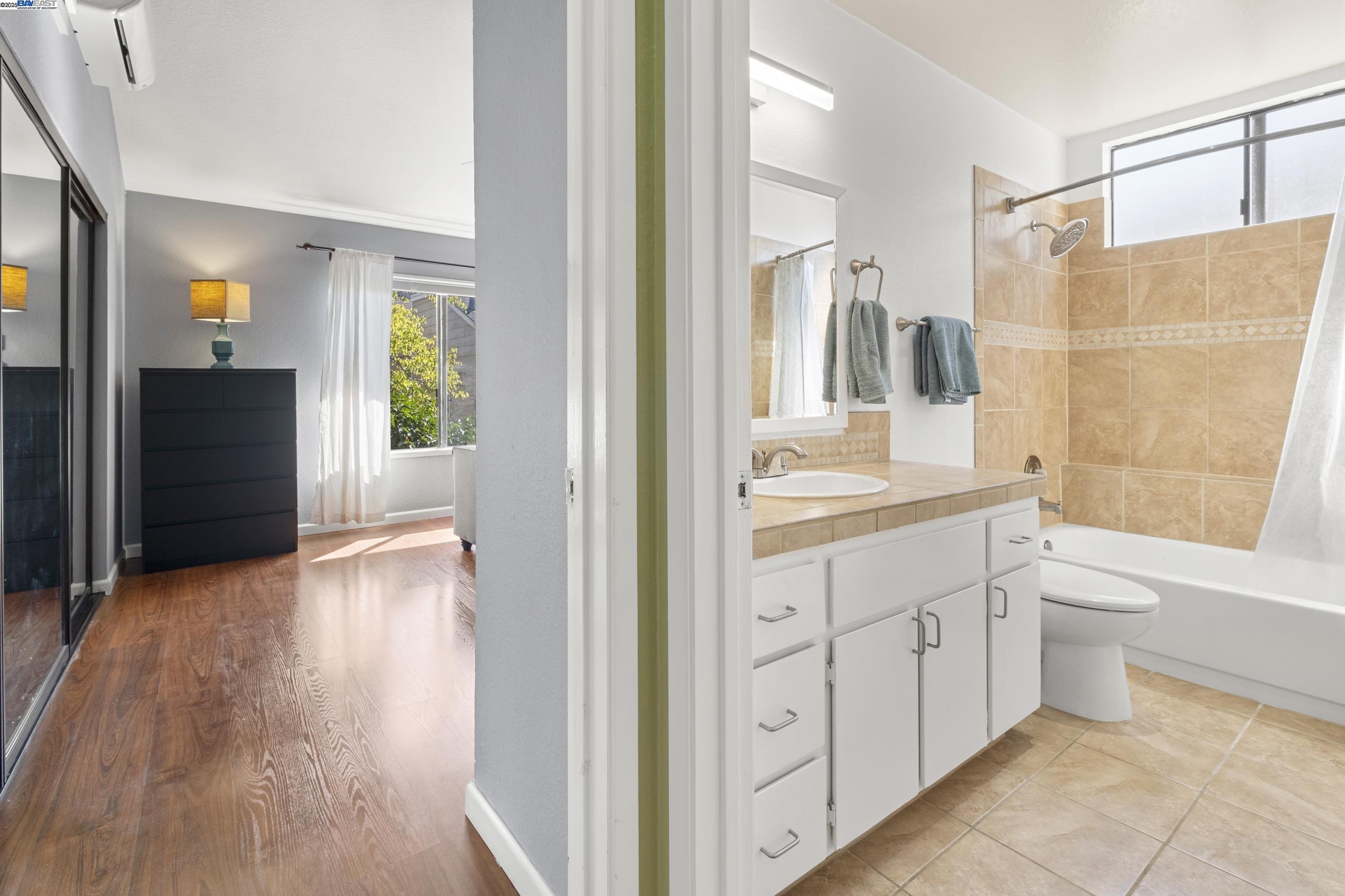 Detail Gallery Image 17 of 27 For 2437 Sebastopol Ln #3,  Hayward,  CA 94542 - 1 Beds | 1 Baths