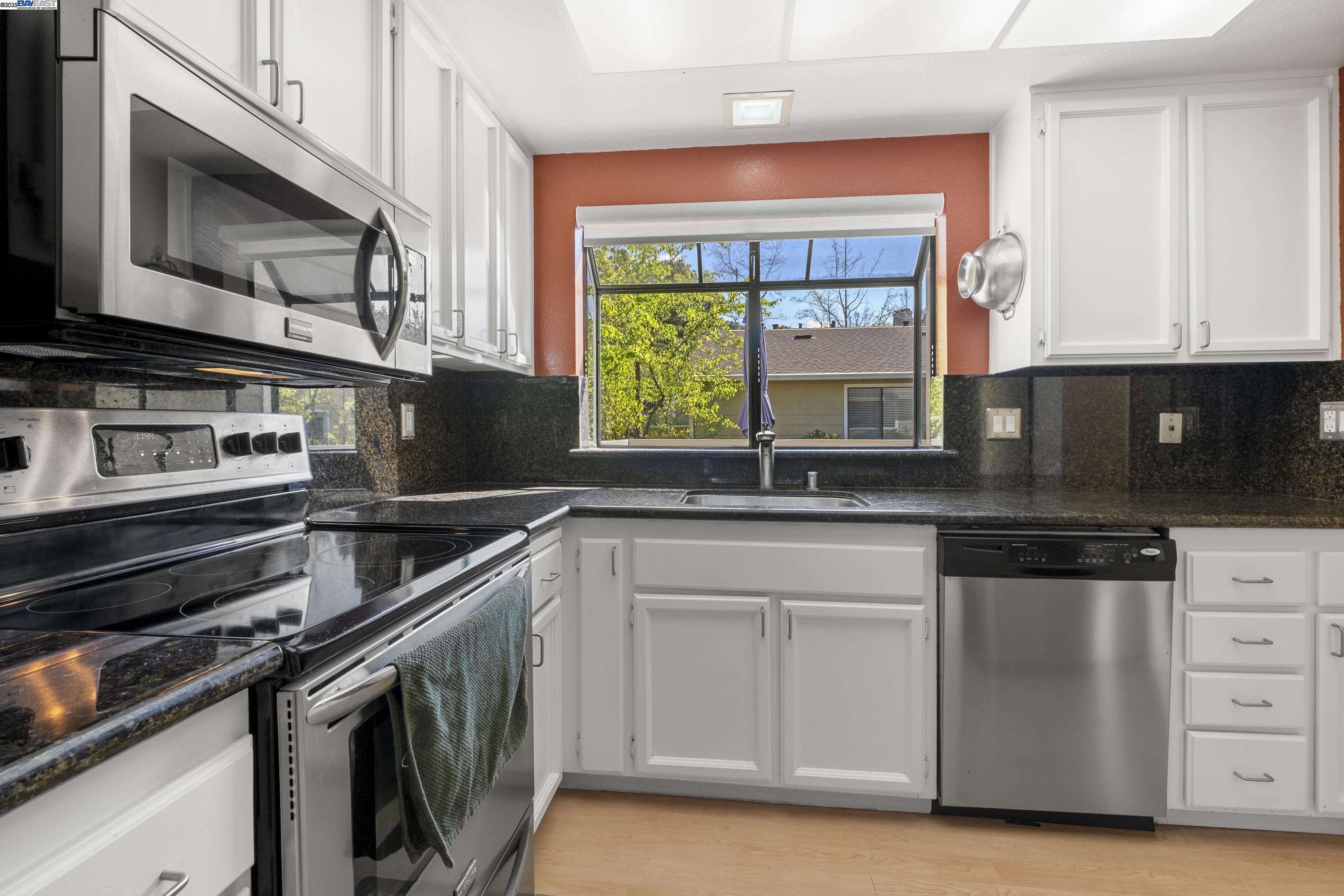 Photo #10: 41095014 Listing: Photo #10